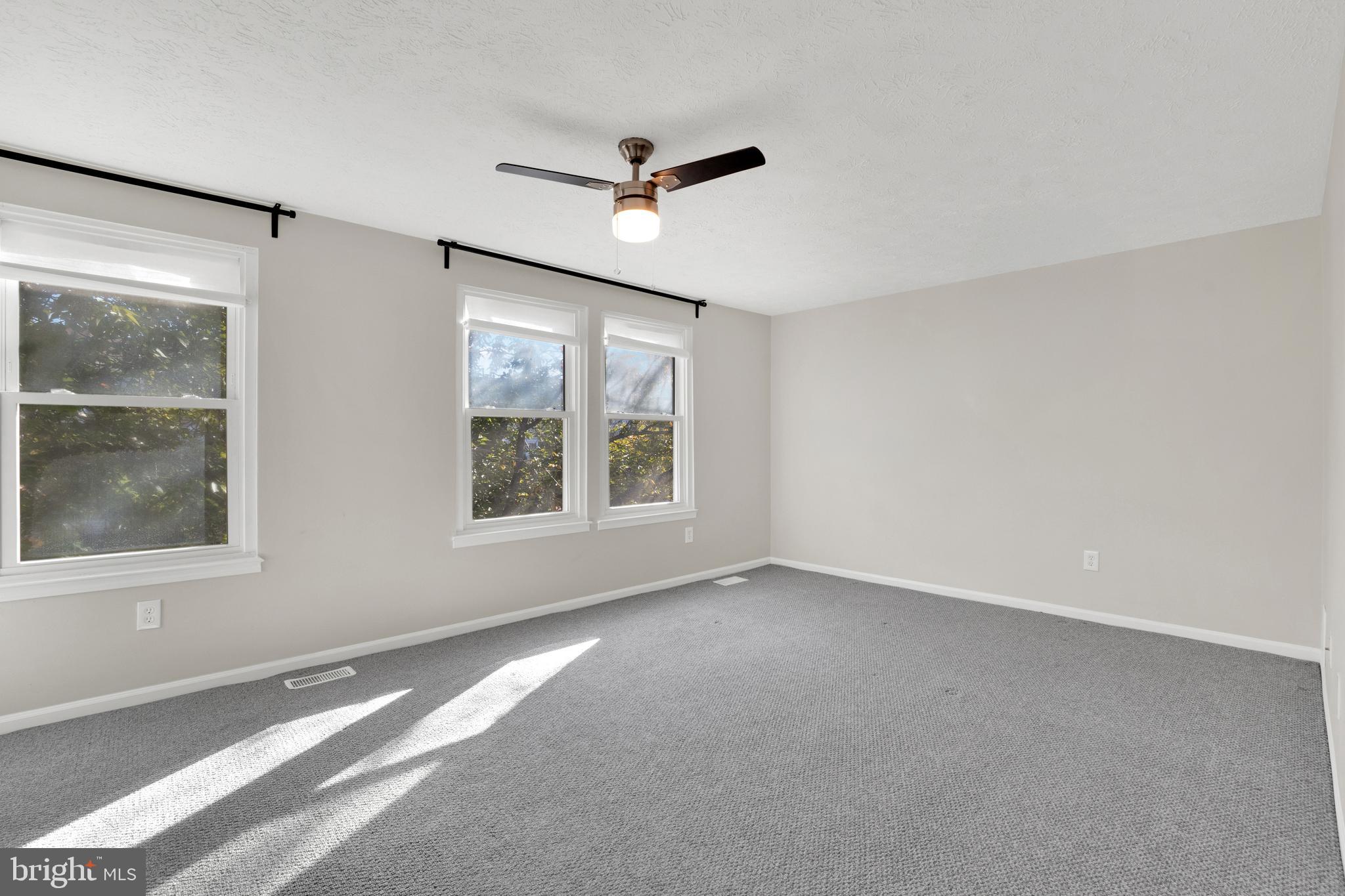 POHICK VILLAGE - Residential Lease