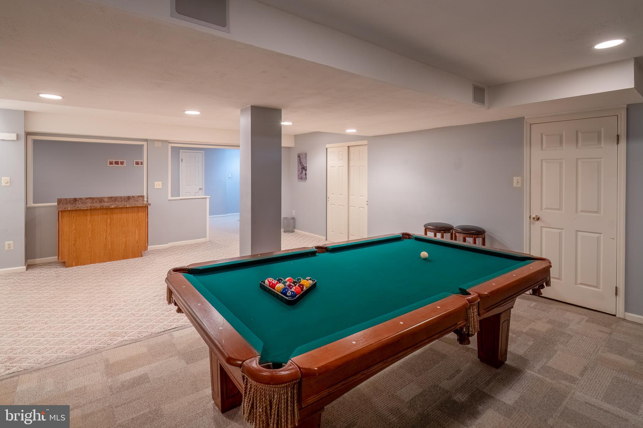 ABBEY DOWNS - Residential