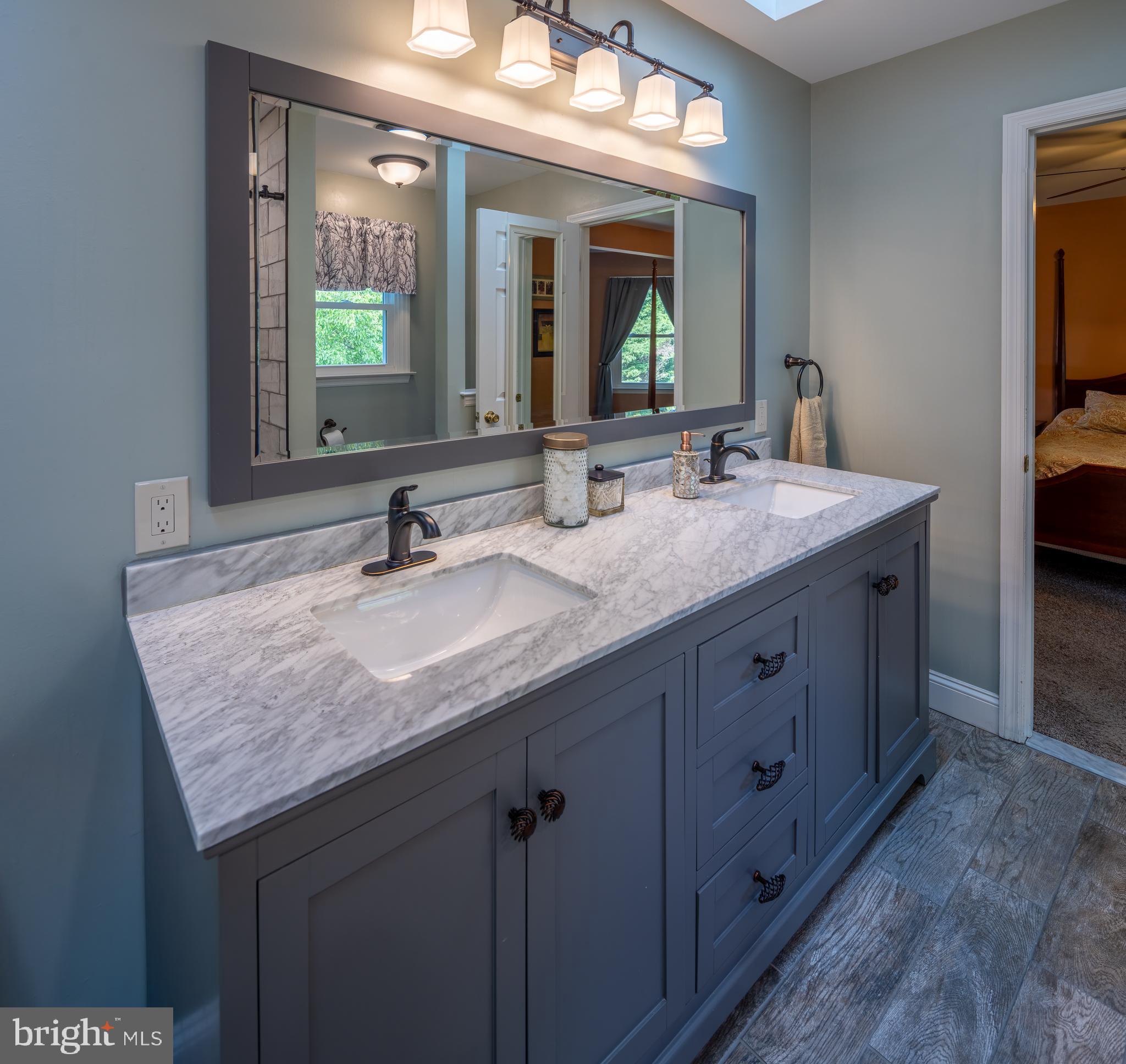 ABBEY DOWNS - Residential