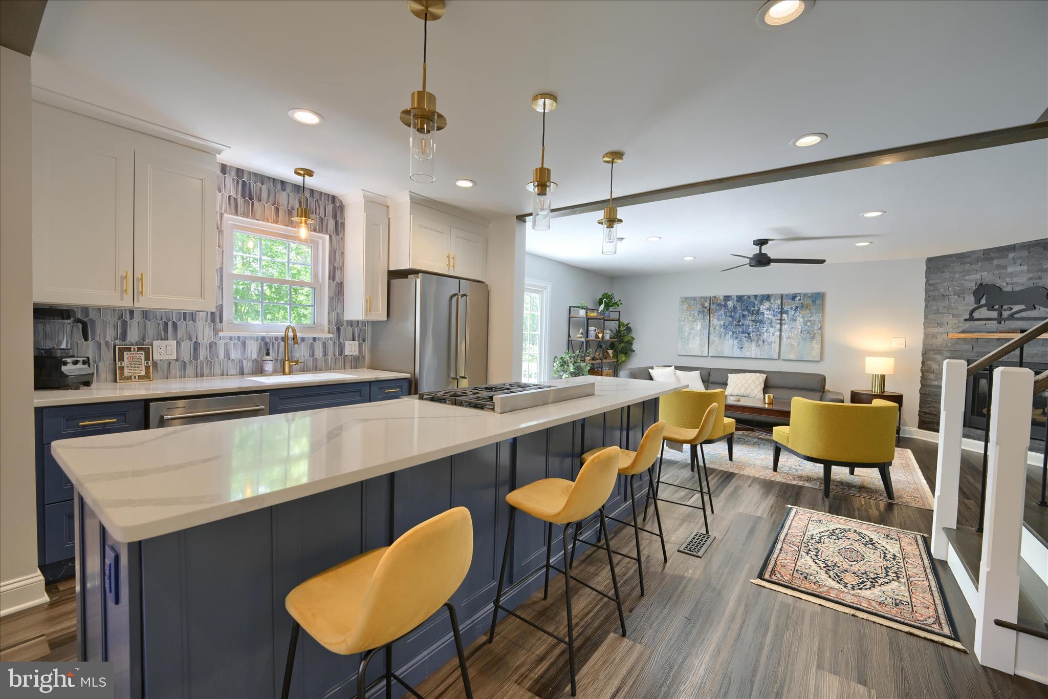 112 TEAL TERRACE