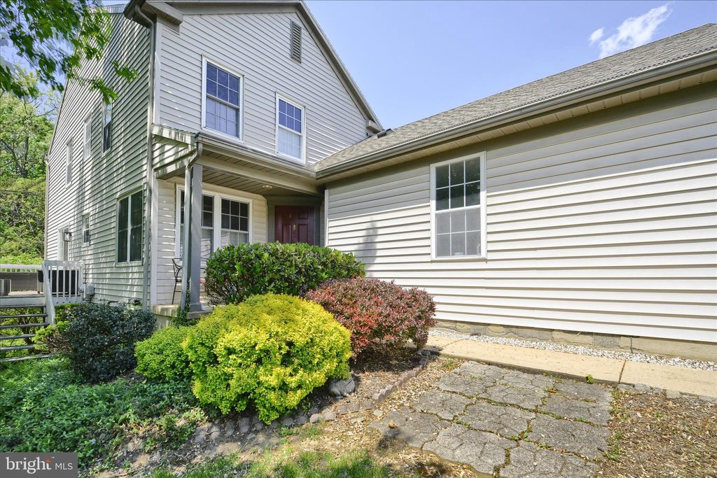 Photo of 112 Teal Terrace, LANCASTER, PA 17601 (MLS # PALA2087112)