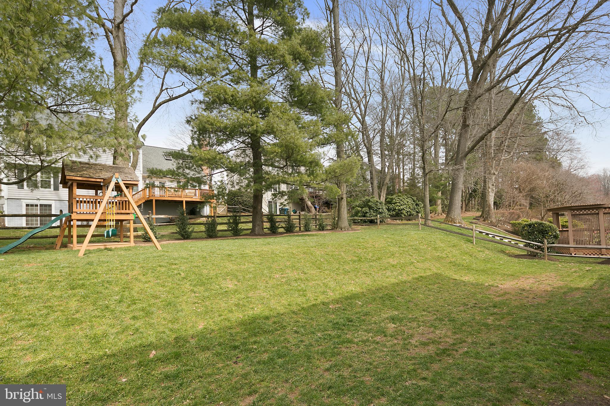 SIGNAL HILL - Residential