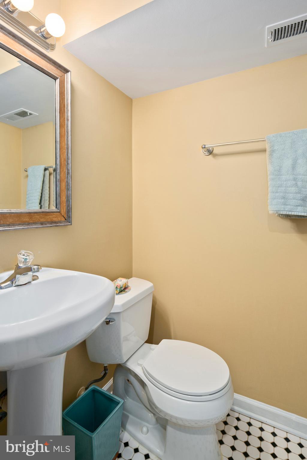 SIGNAL HILL - Residential