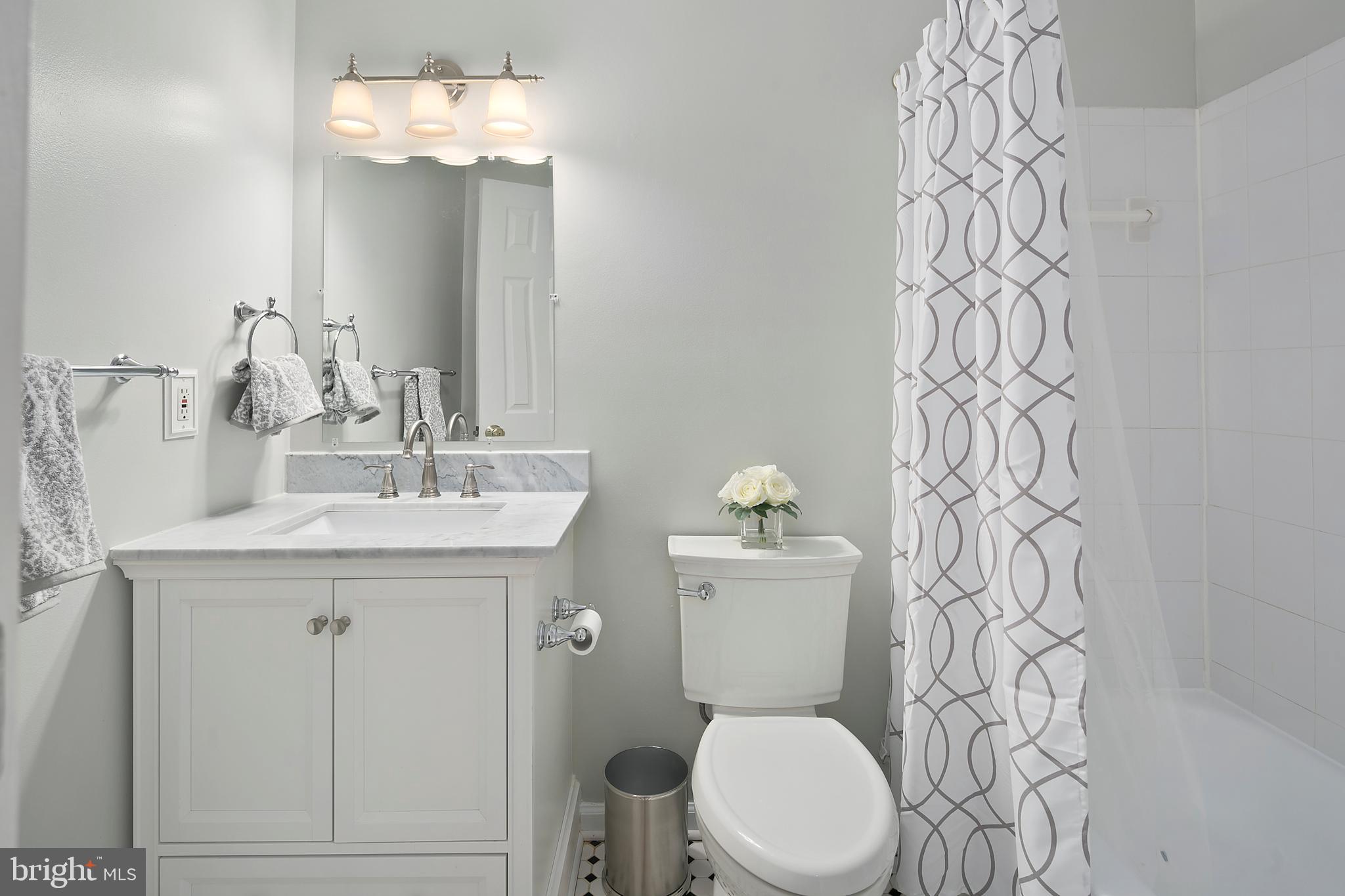 SIGNAL HILL - Residential