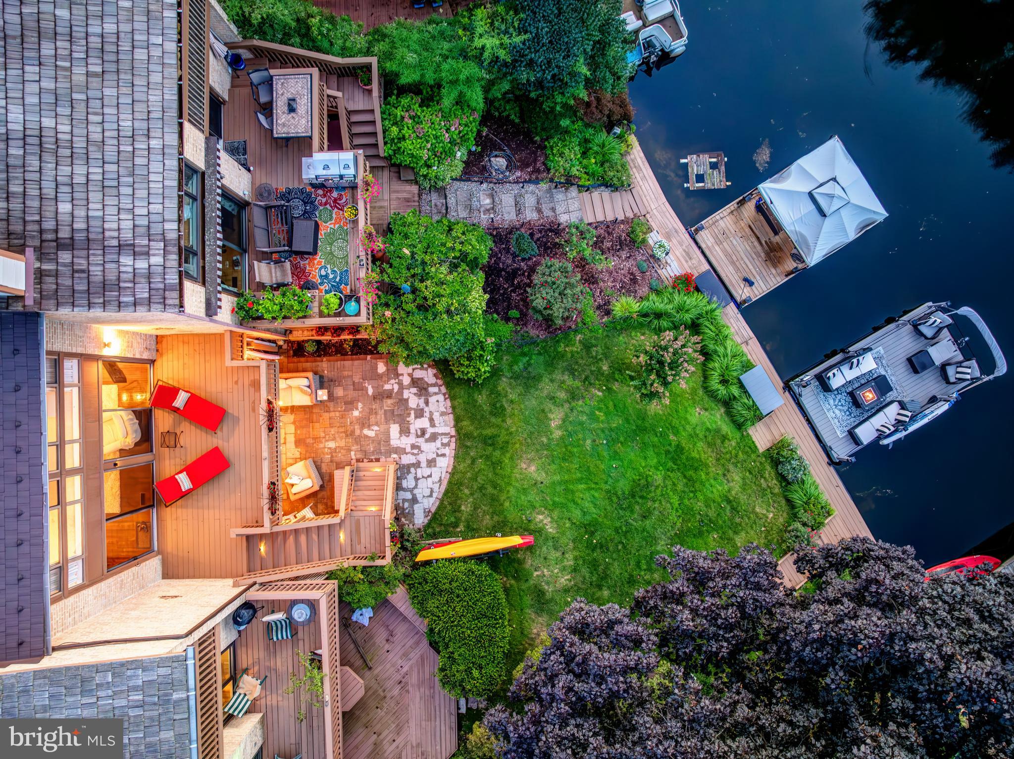 2028 LAKEWINDS DRIVE