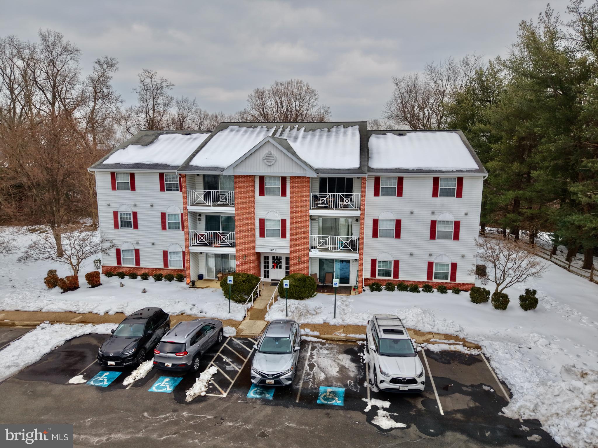 RIVERSIDE - Residential