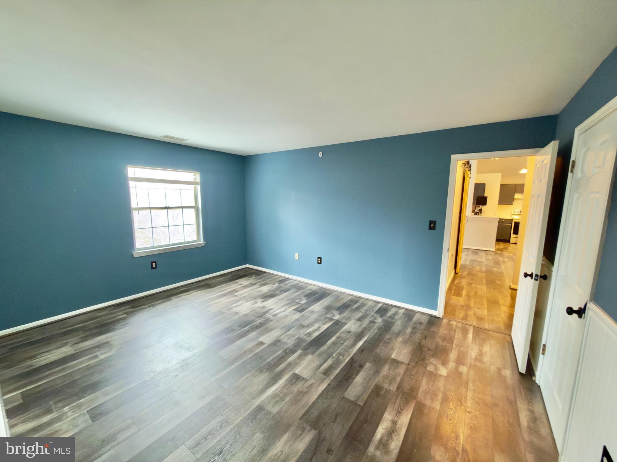 RIVERSIDE - Residential