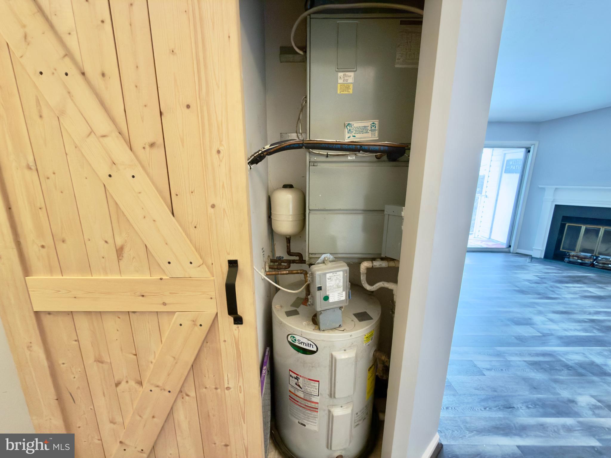 RIVERSIDE - Residential