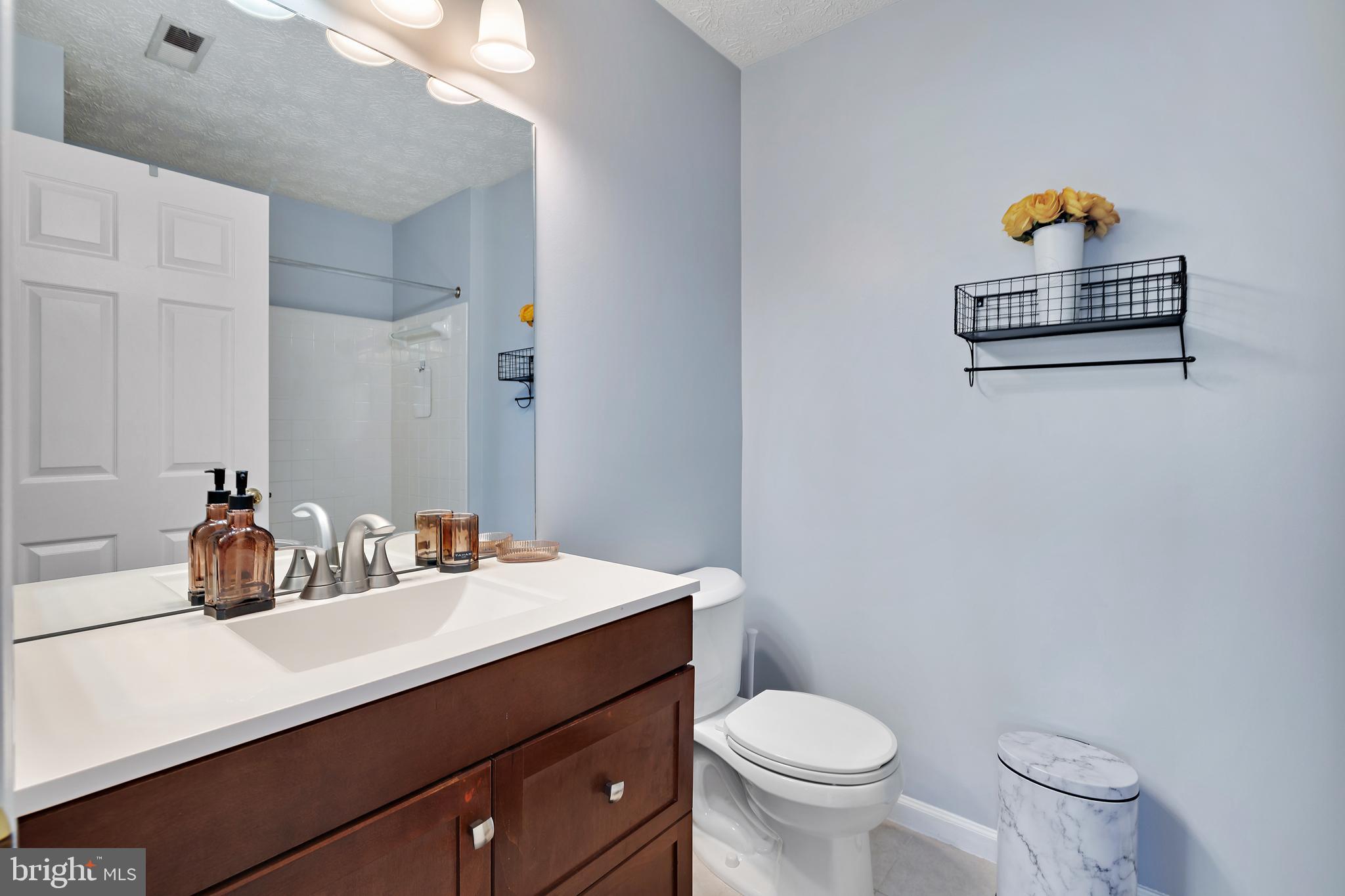 PINEY ORCHARD - Residential Lease