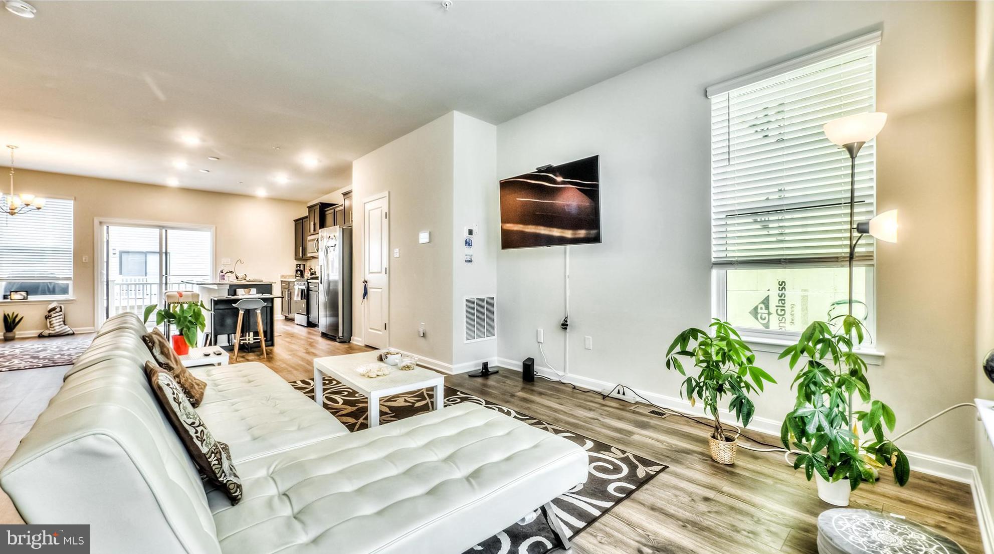 MEDFIELD - Residential Lease