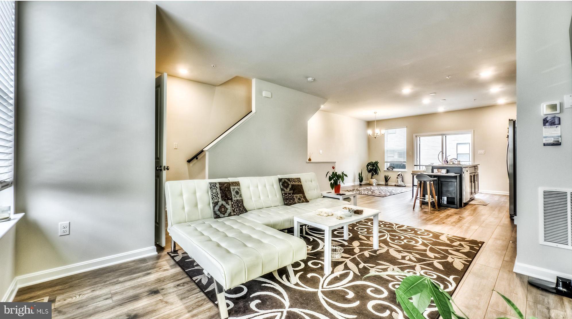 MEDFIELD - Residential Lease