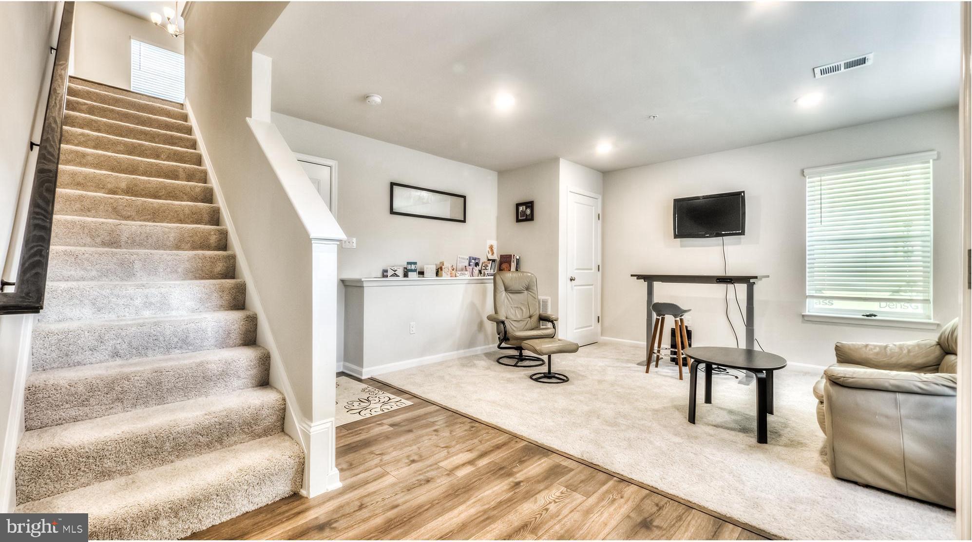 MEDFIELD - Residential Lease