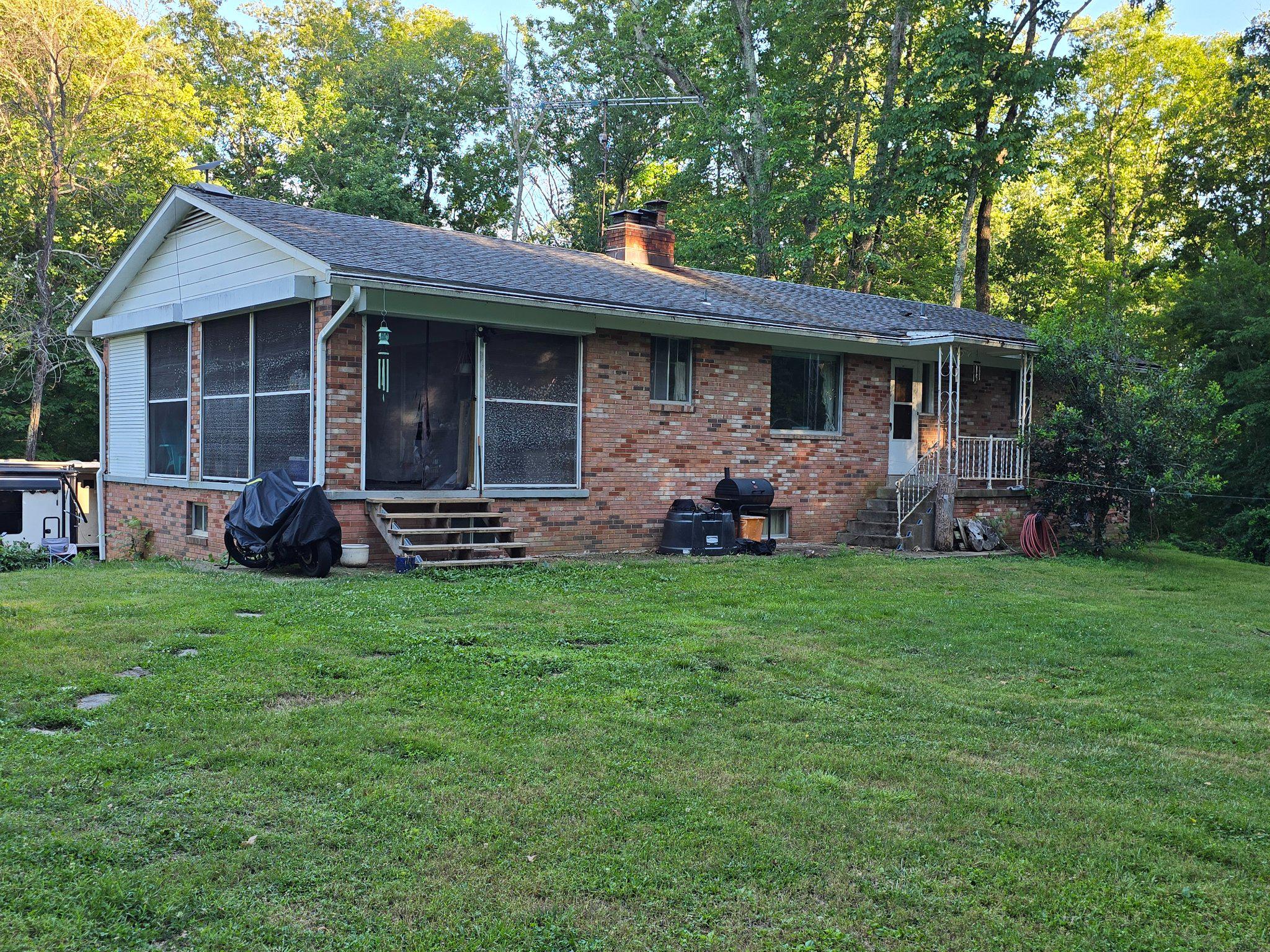6301 LEEDS MANOR