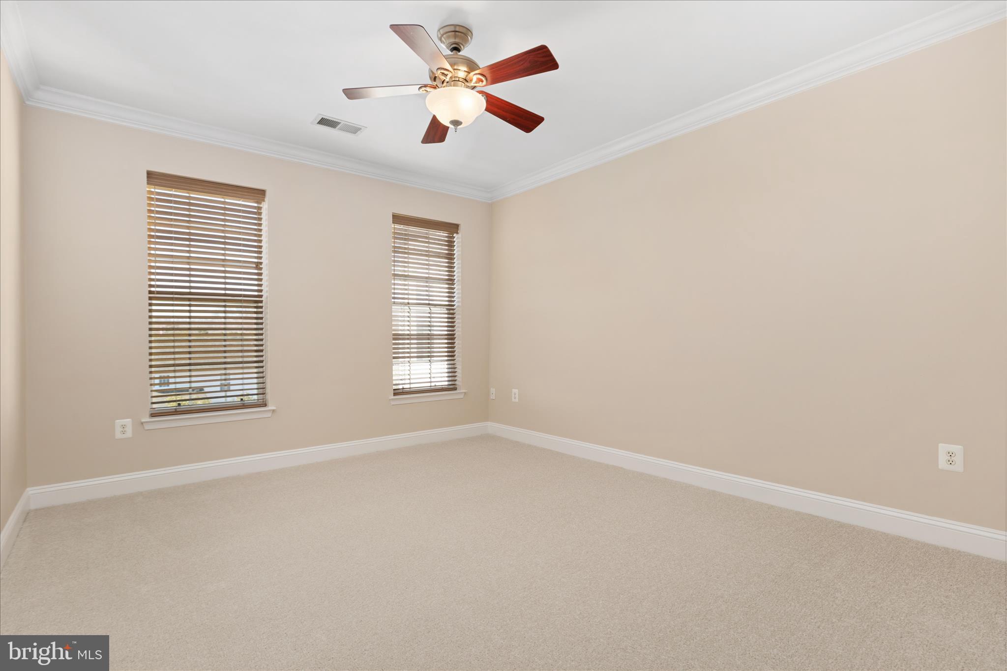 SUFFIELD MEADOWS - Residential