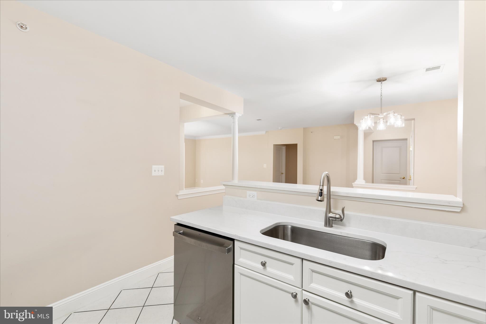 SUFFIELD MEADOWS - Residential