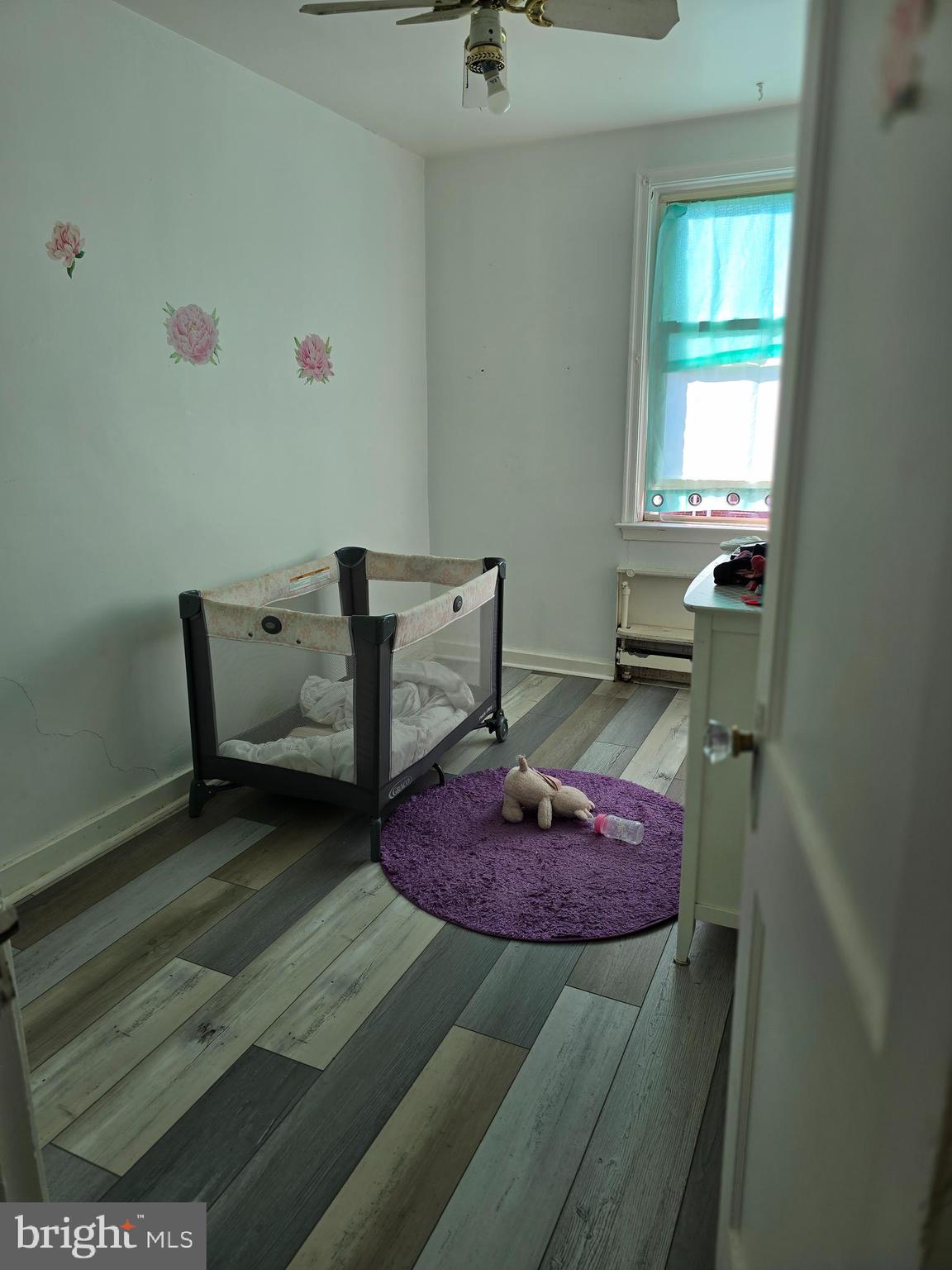 OXFORD CIRCLE - Residential