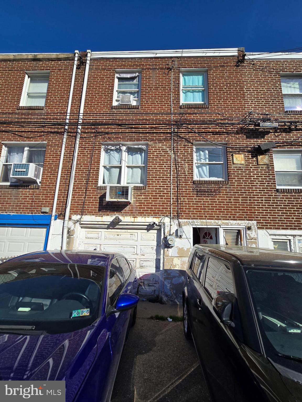 OXFORD CIRCLE - Residential