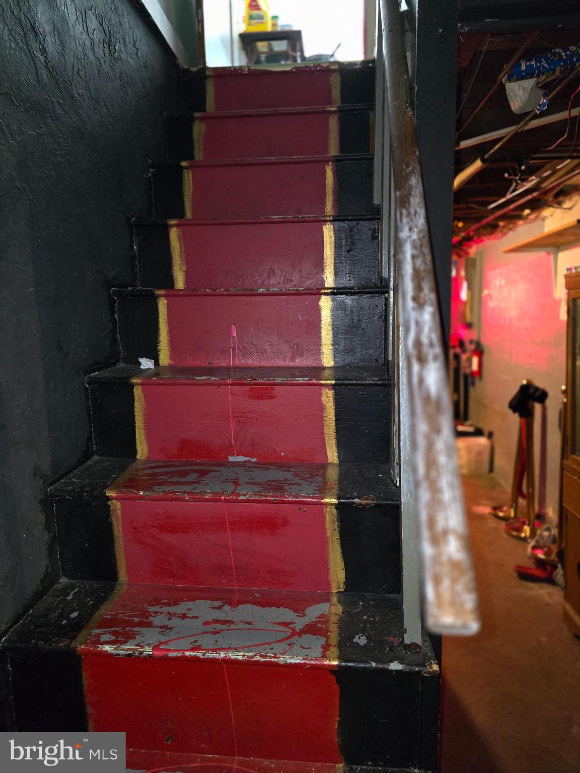 OXFORD CIRCLE - Residential