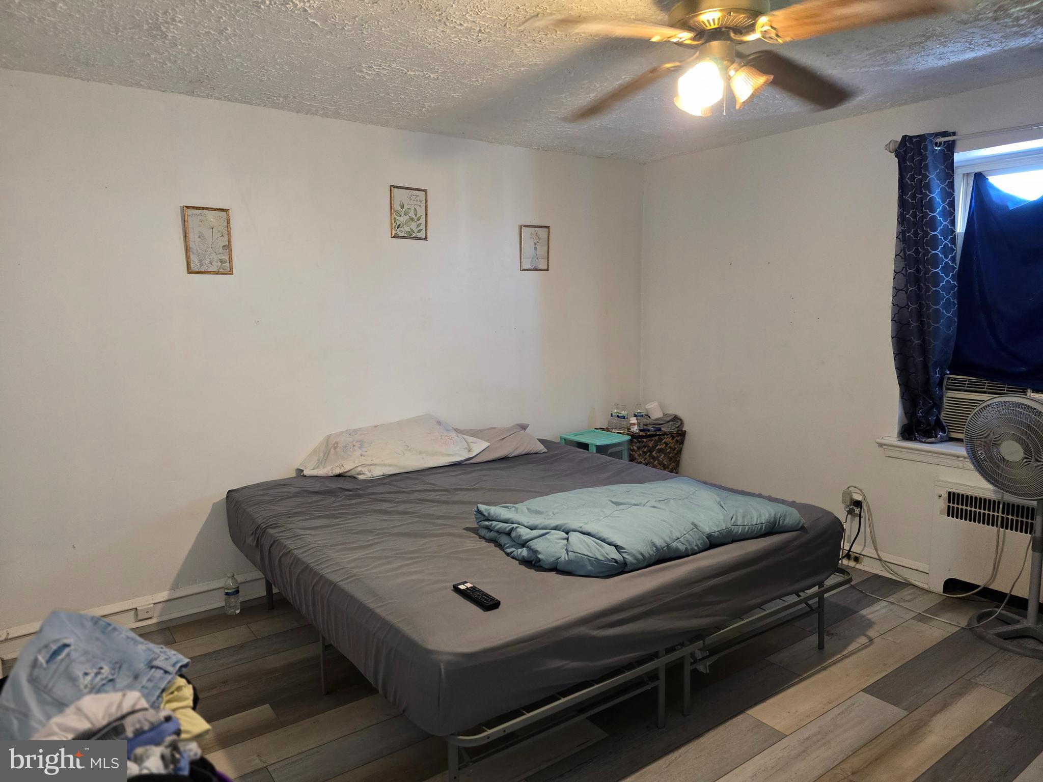 OXFORD CIRCLE - Residential