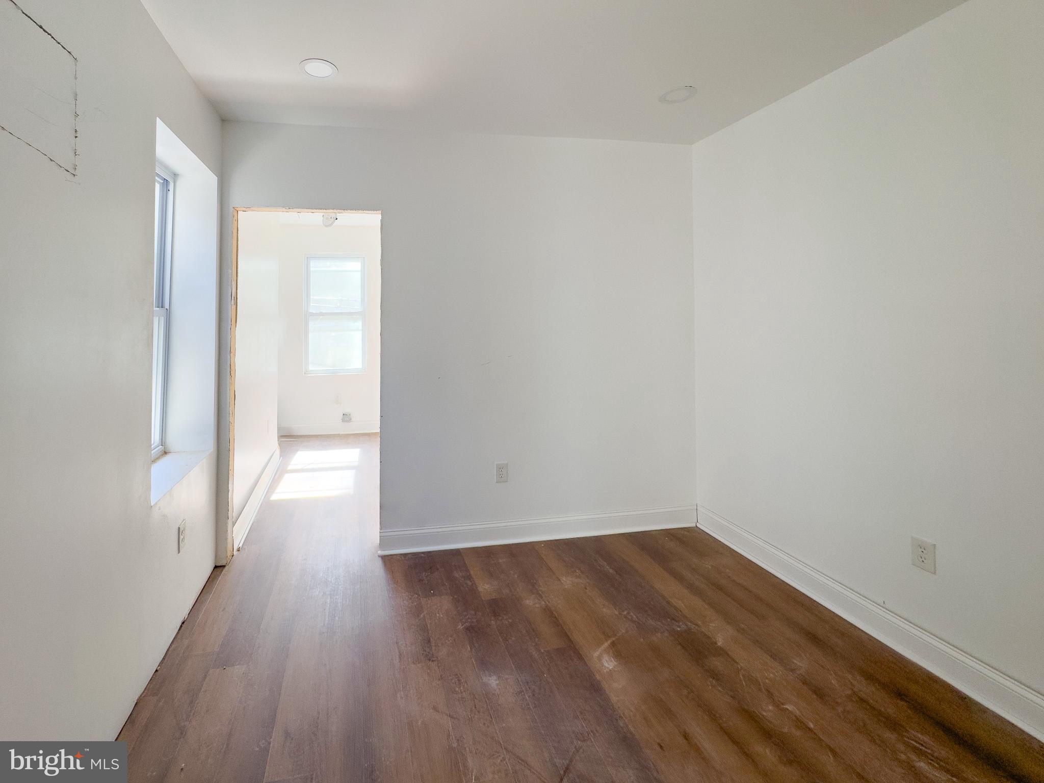 STRAWBERRY MANSION - Residential Income