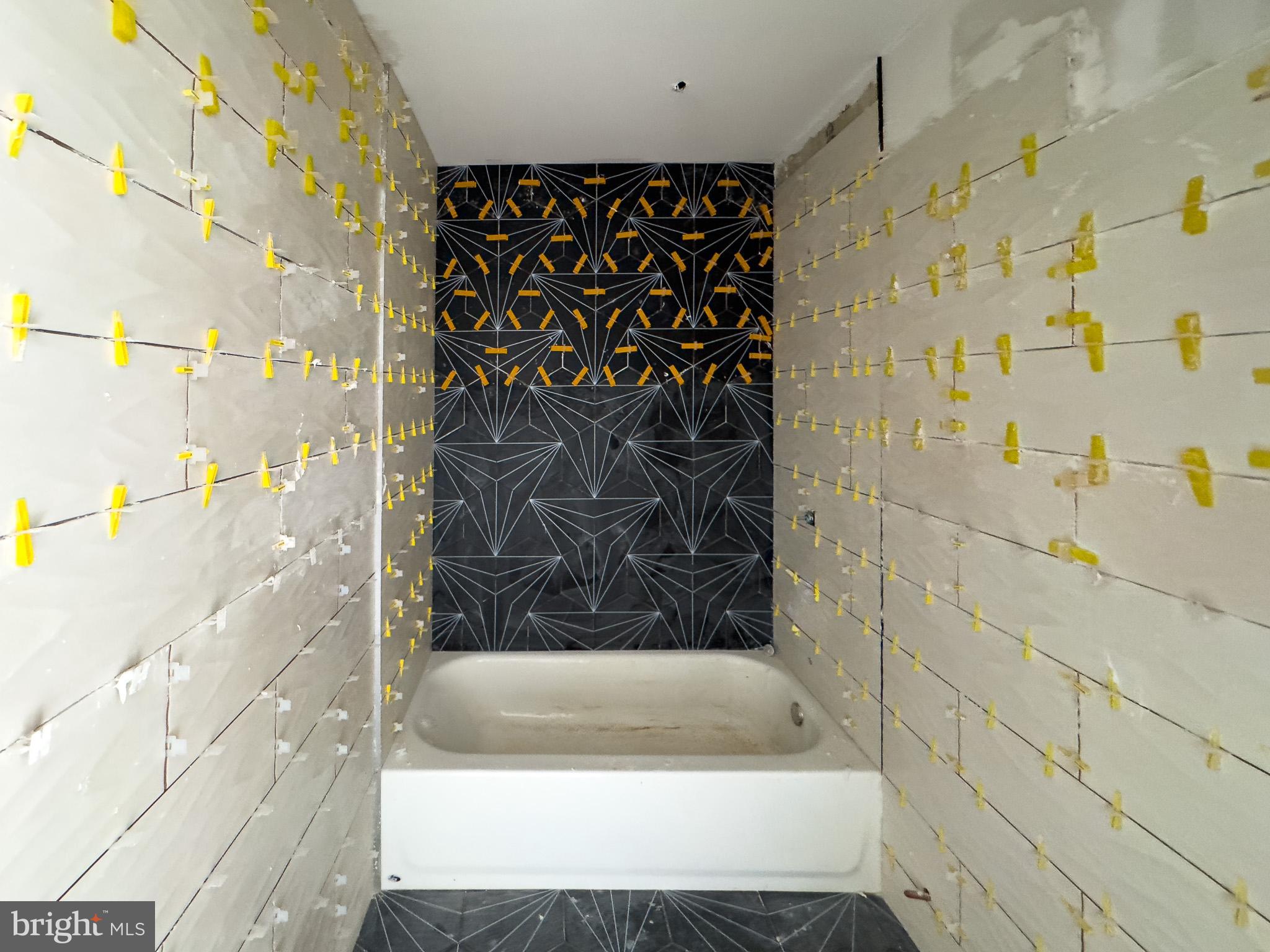 STRAWBERRY MANSION - Residential Income