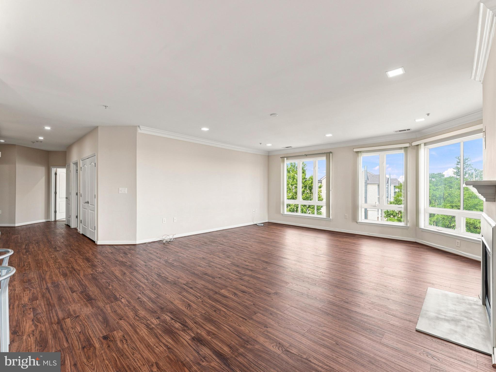 1641 LADUE COURT 304