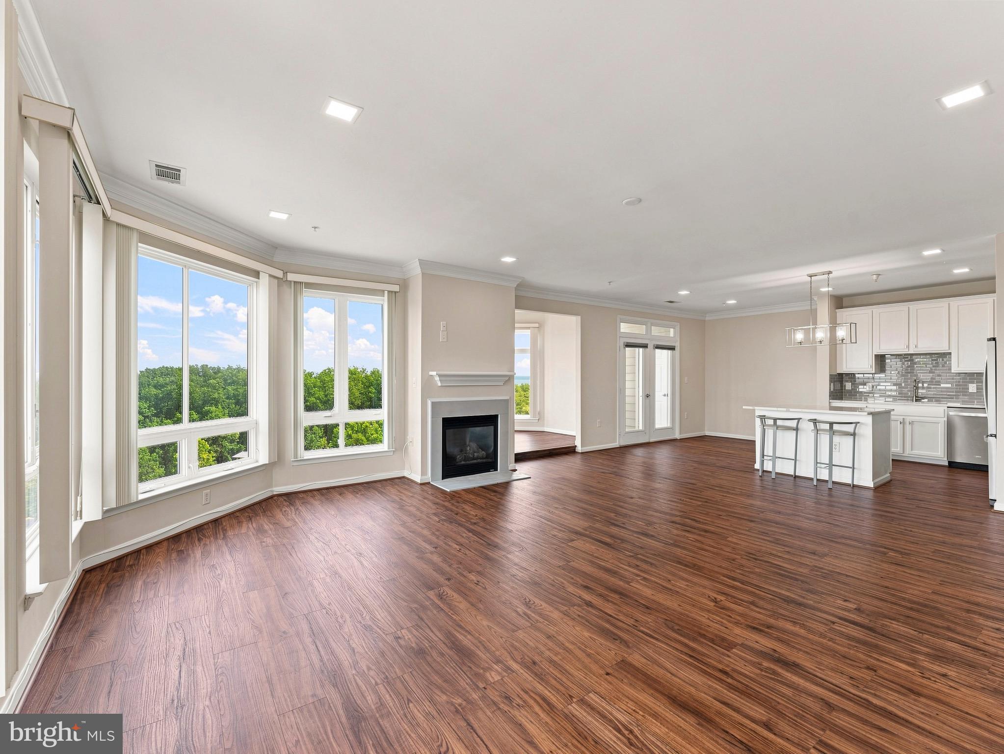 1641 LADUE COURT 304