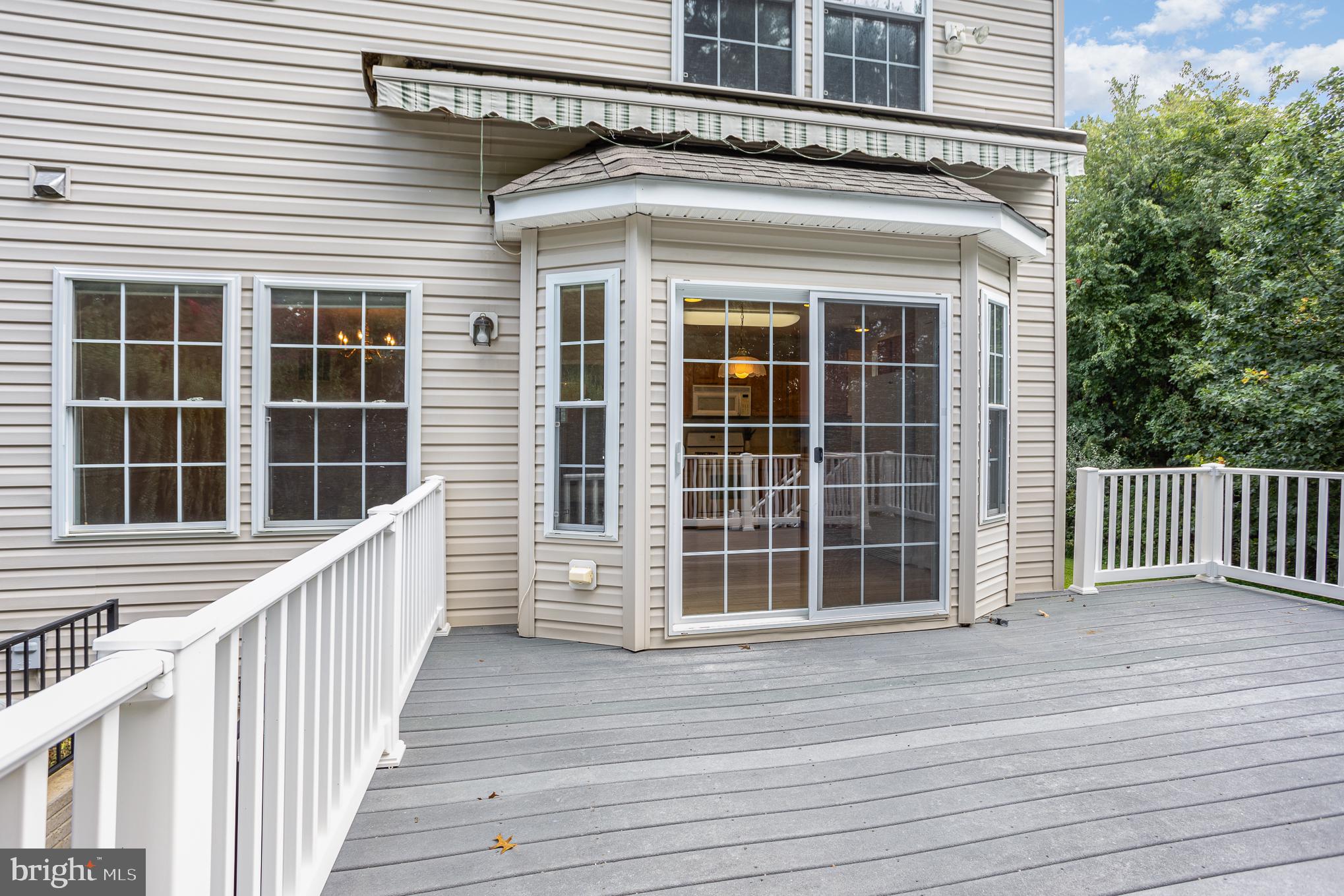 DEER SPRING - Residential