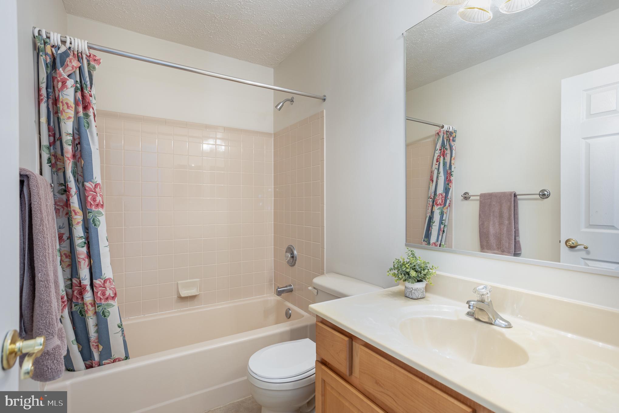 DEER SPRING - Residential