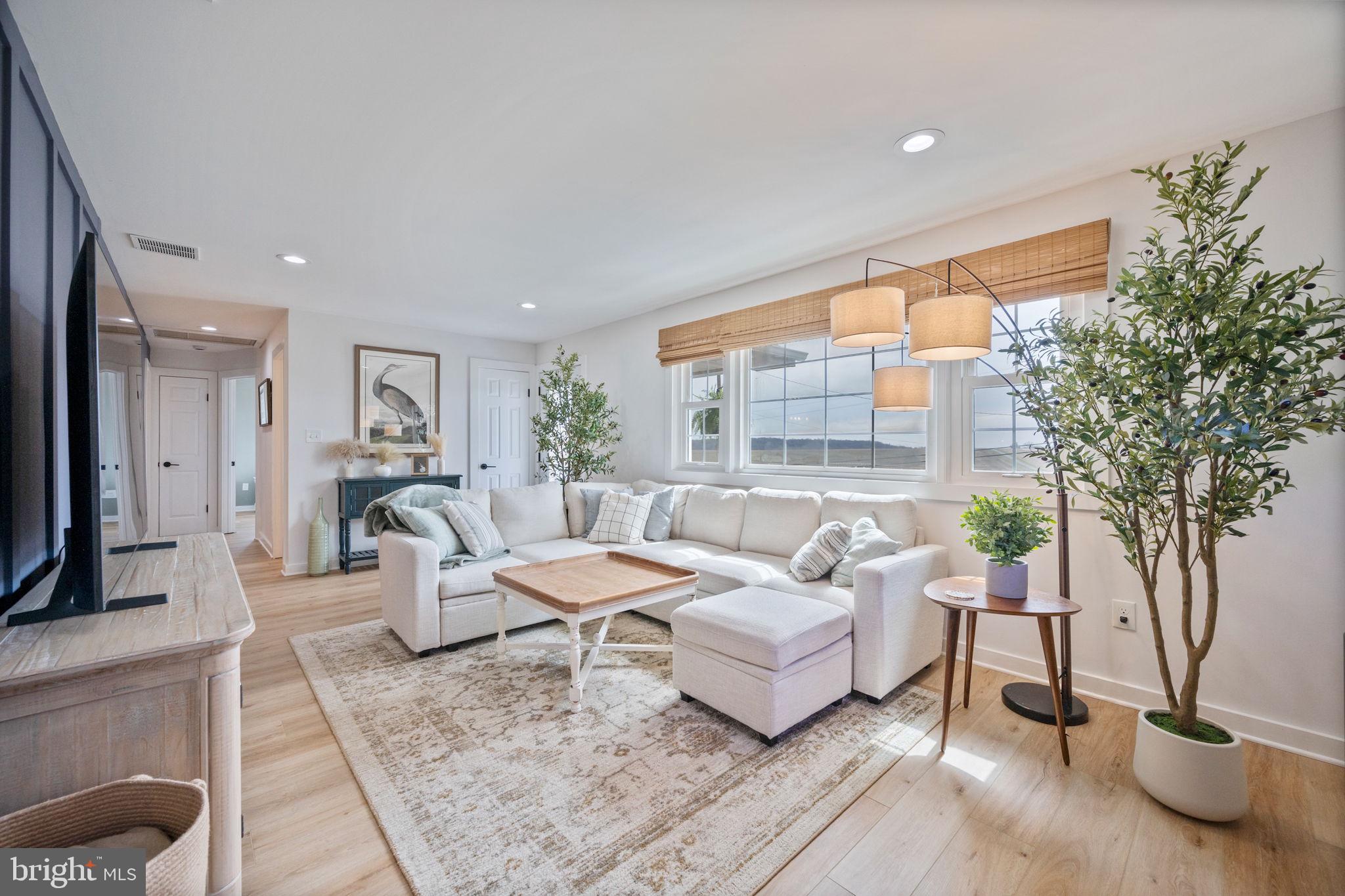 STONE HOUSE VILLAGE - Residential