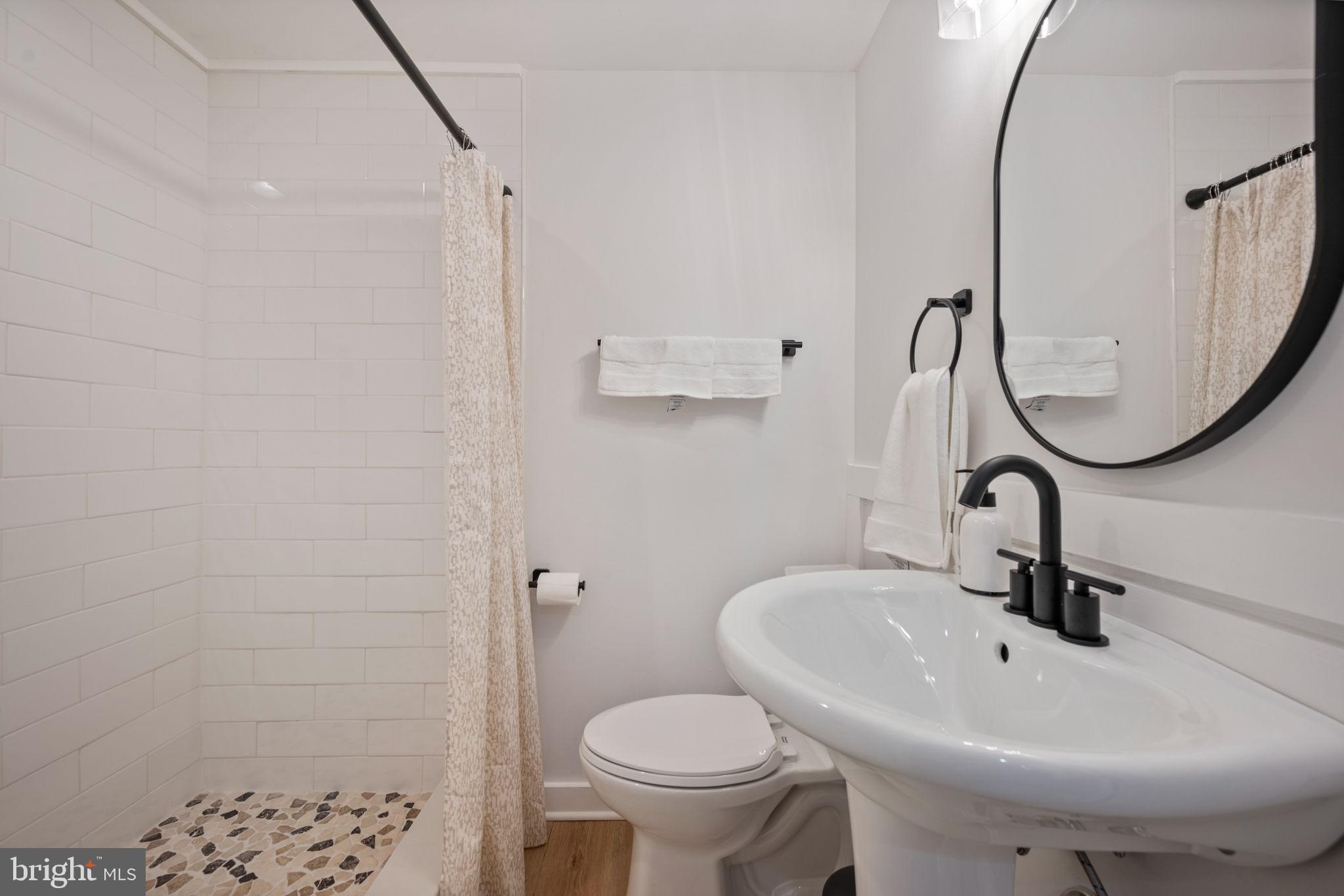 STONE HOUSE VILLAGE - Residential