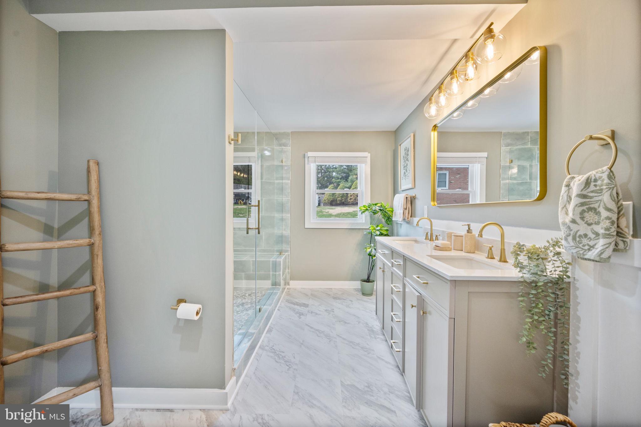 STONE HOUSE VILLAGE - Residential