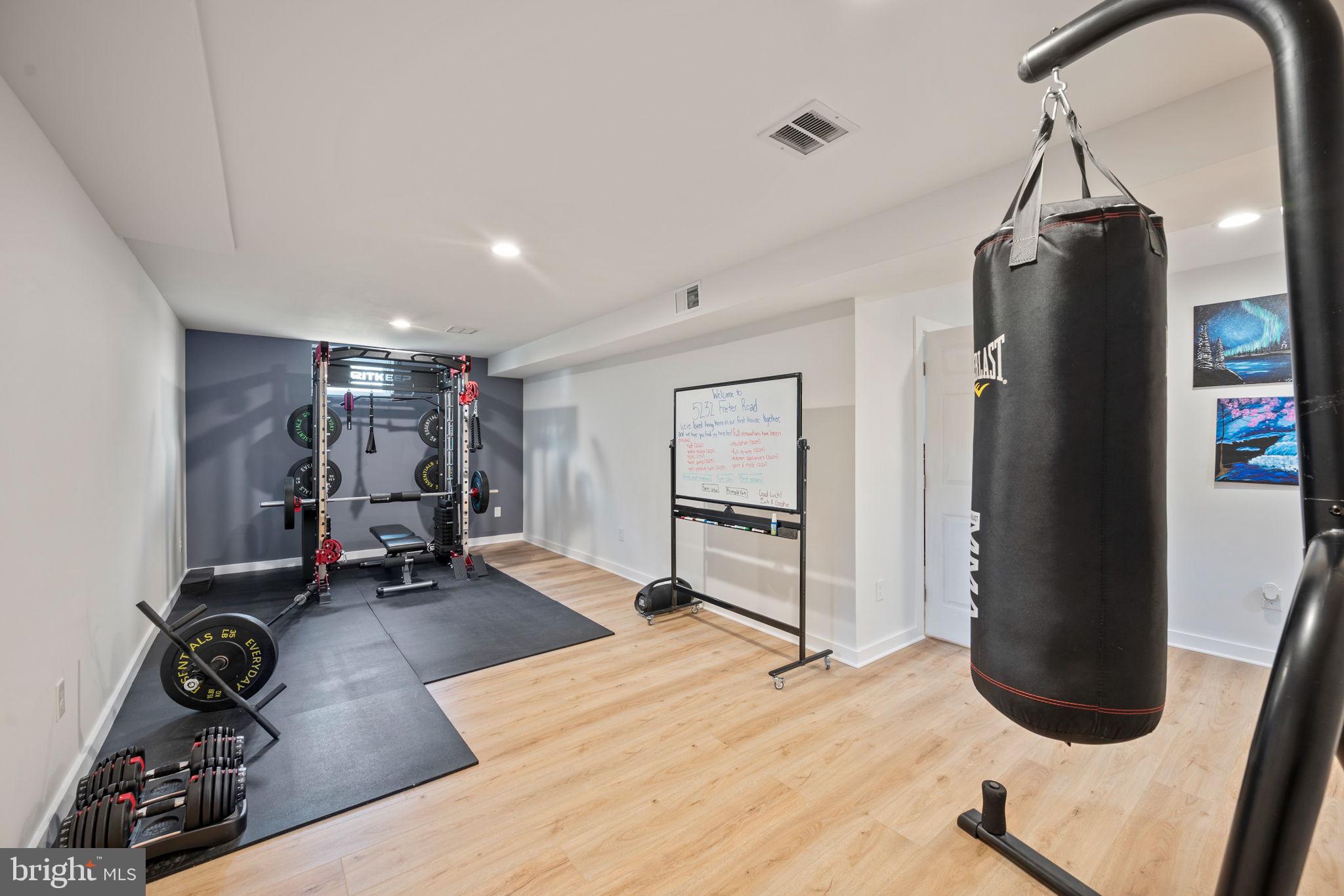 STONE HOUSE VILLAGE - Residential