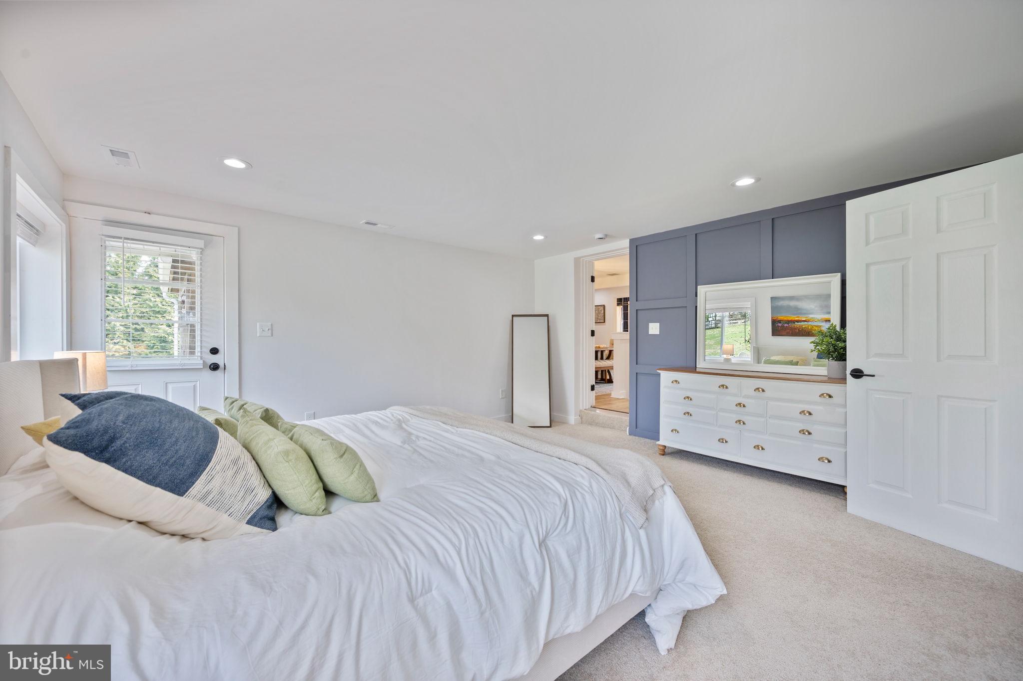 STONE HOUSE VILLAGE - Residential