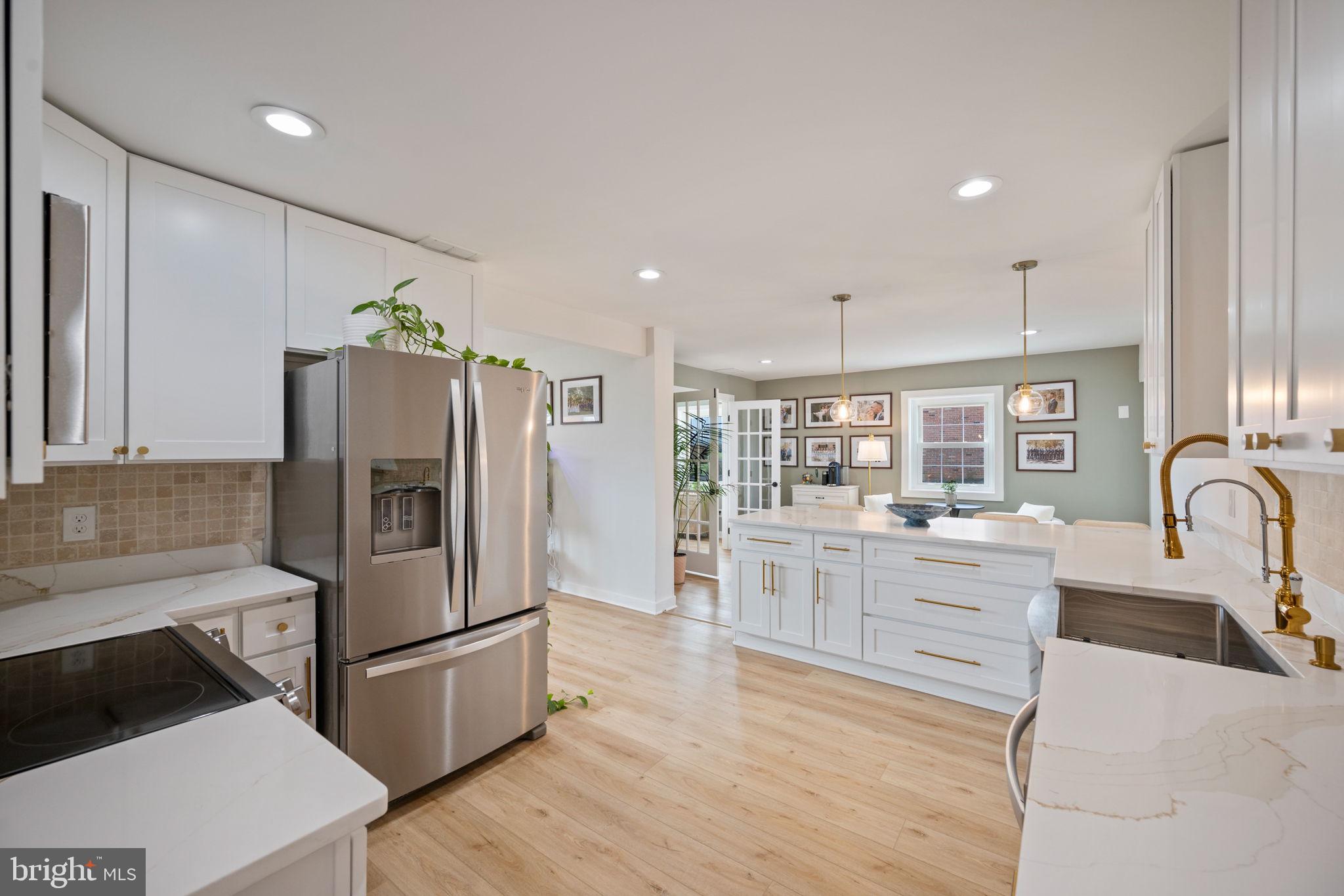 STONE HOUSE VILLAGE - Residential