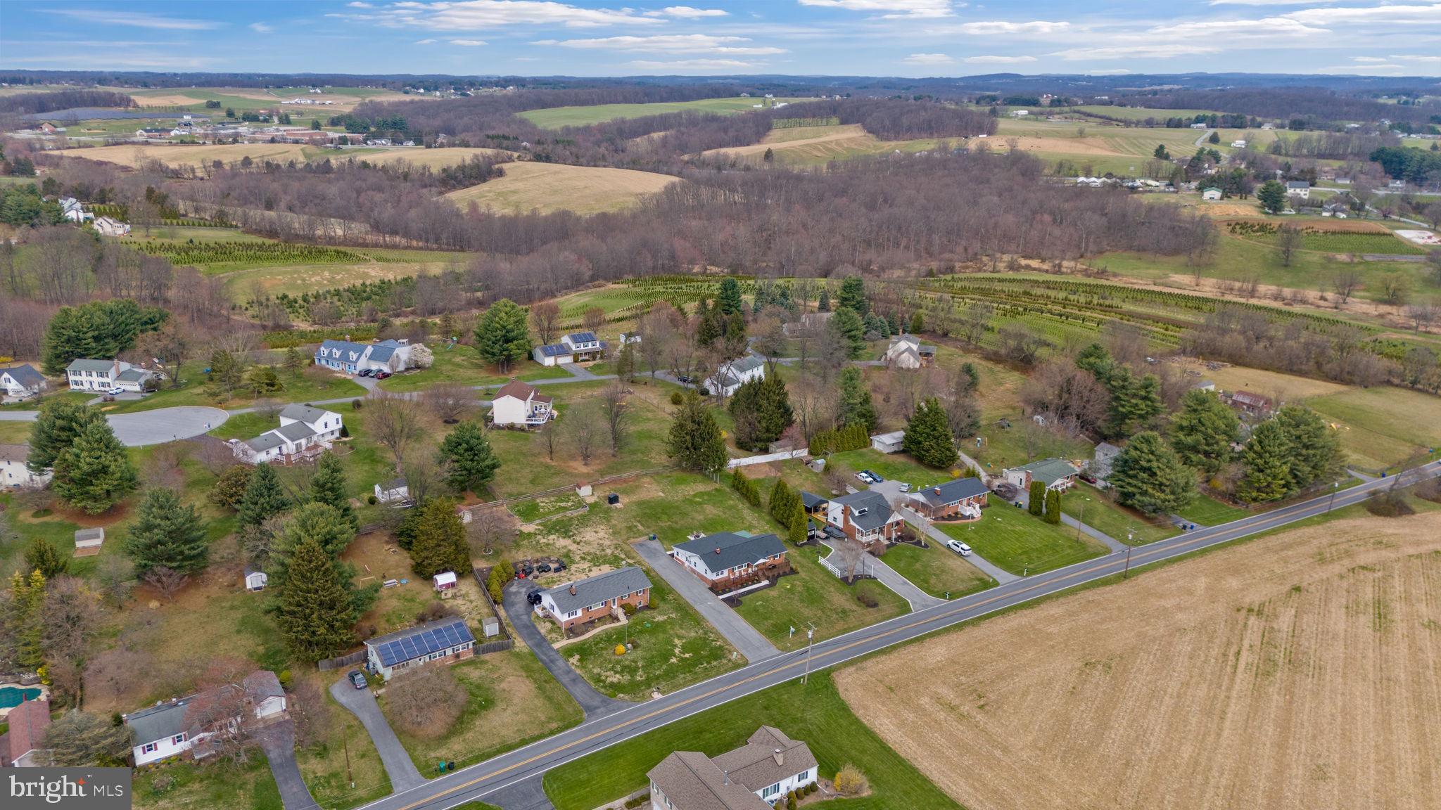 STONE HOUSE VILLAGE - Residential