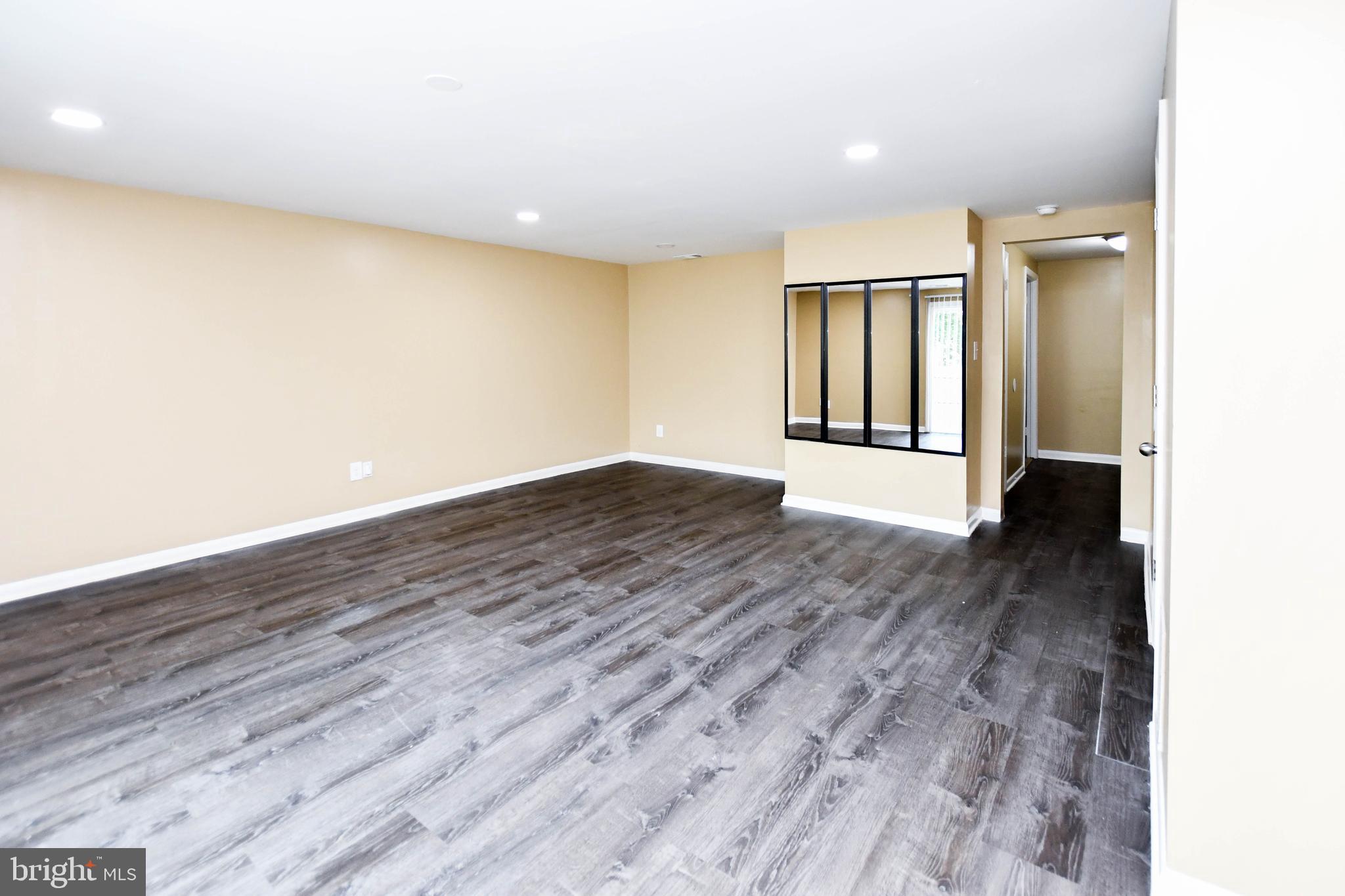 CIPRIANO WOODS - Residential Lease