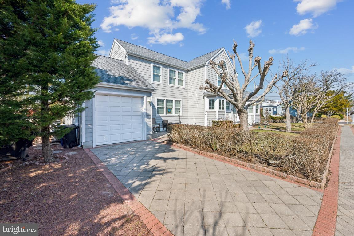 225 BRAINARD AVENUE