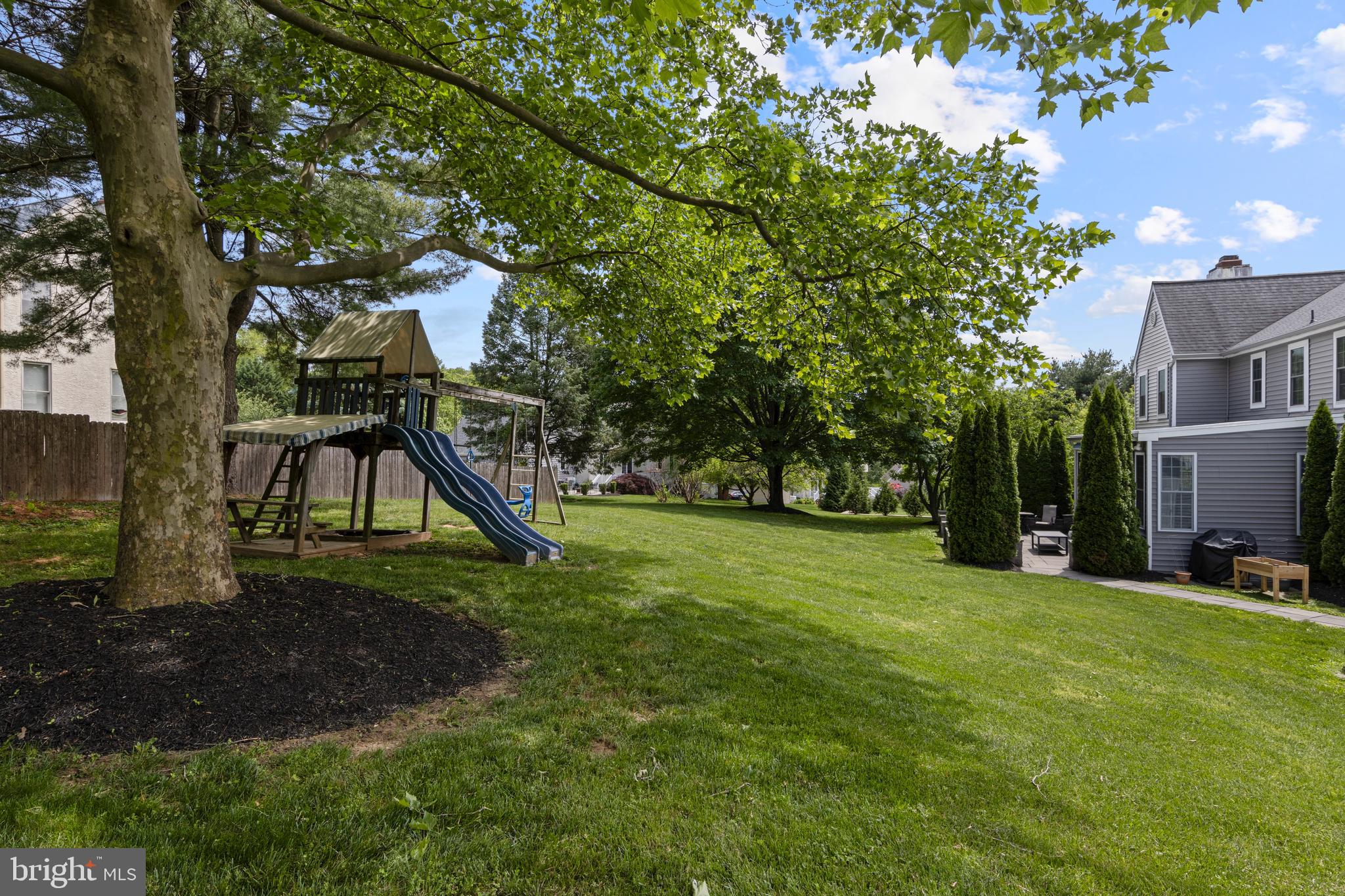 CEDAR MILL - Residential