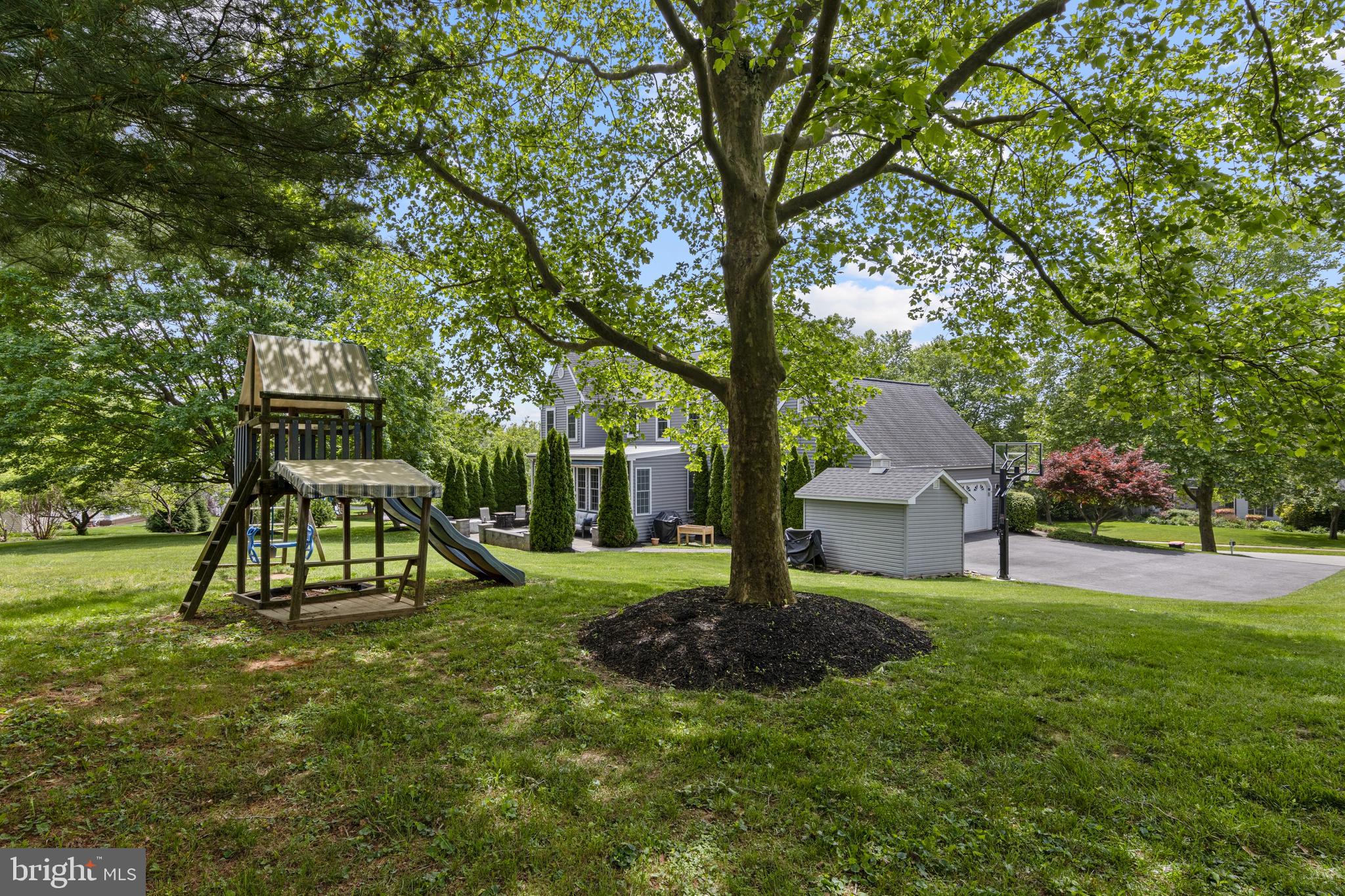 CEDAR MILL - Residential