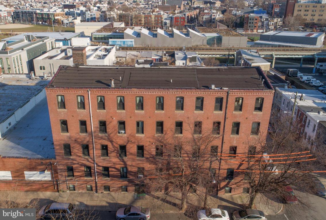 FISHTOWN - Commercial Sale