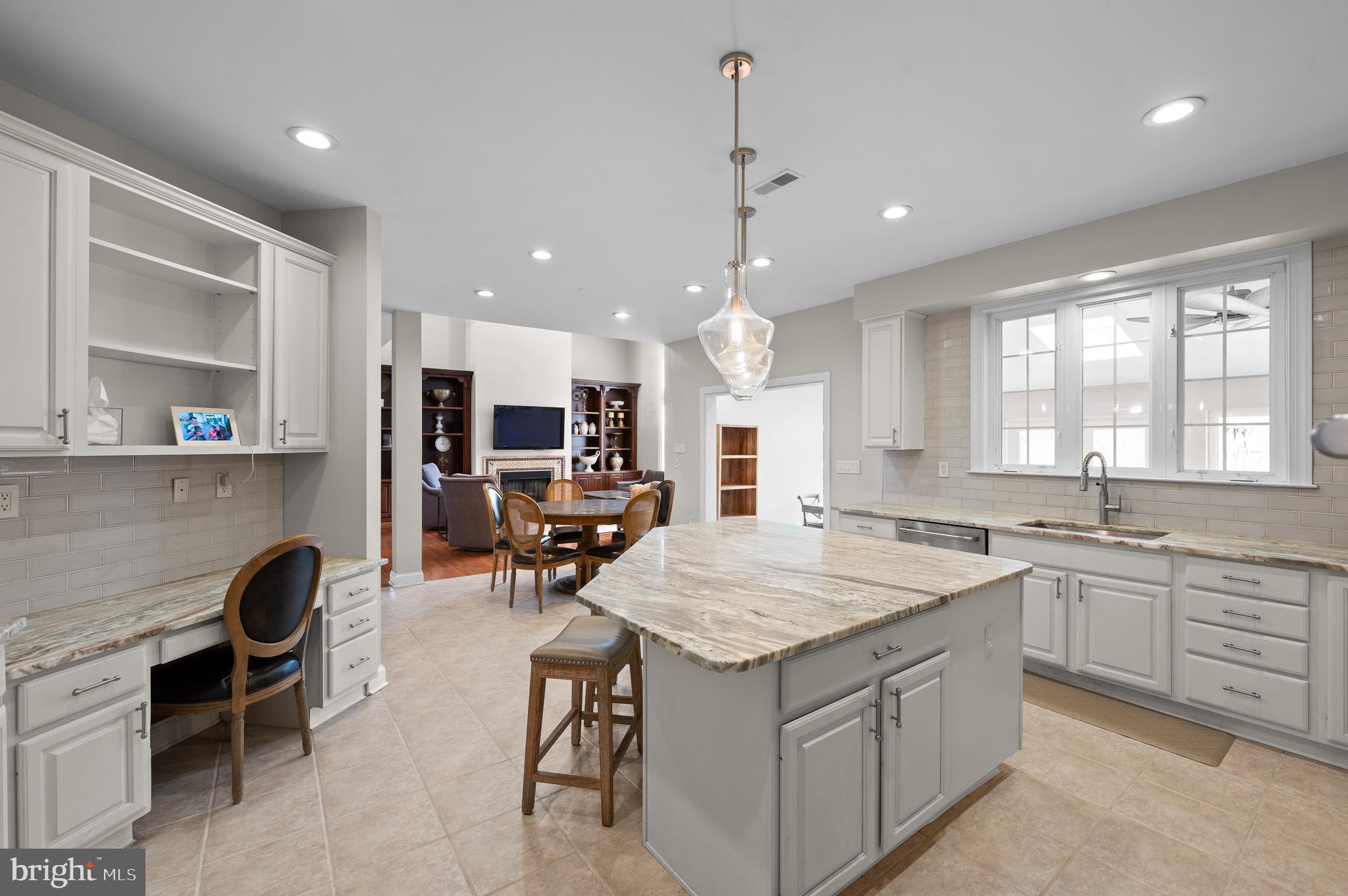 WAINWRIGHT AT WHIT - Residential