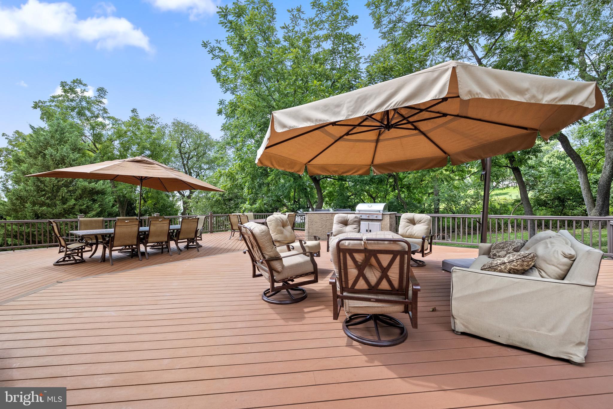 WAINWRIGHT AT WHIT - Residential