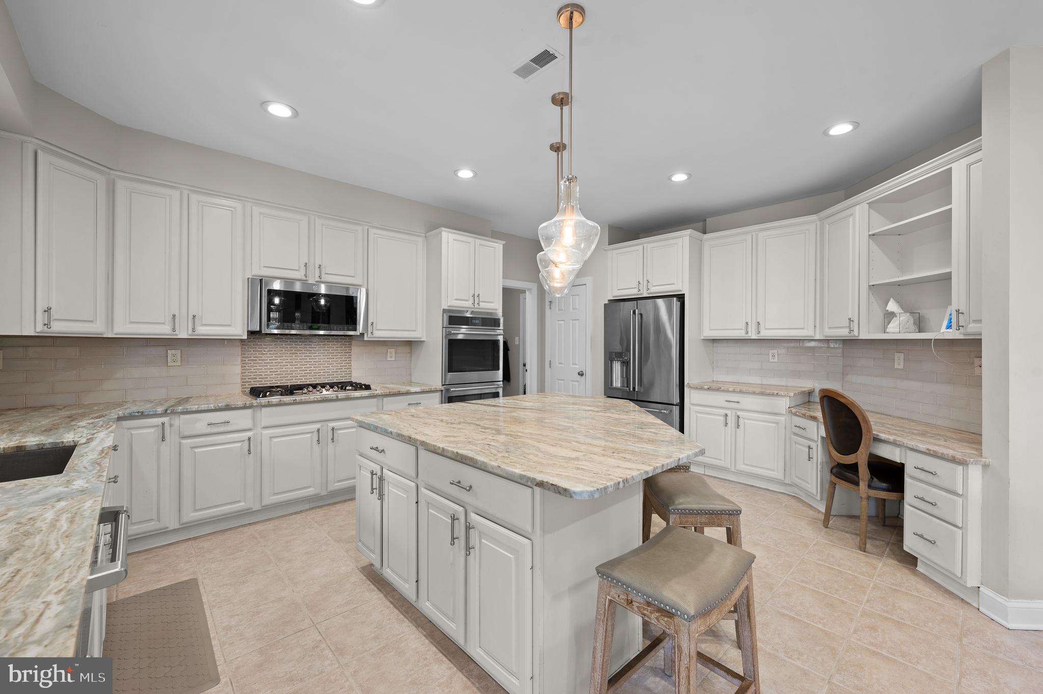 WAINWRIGHT AT WHIT - Residential