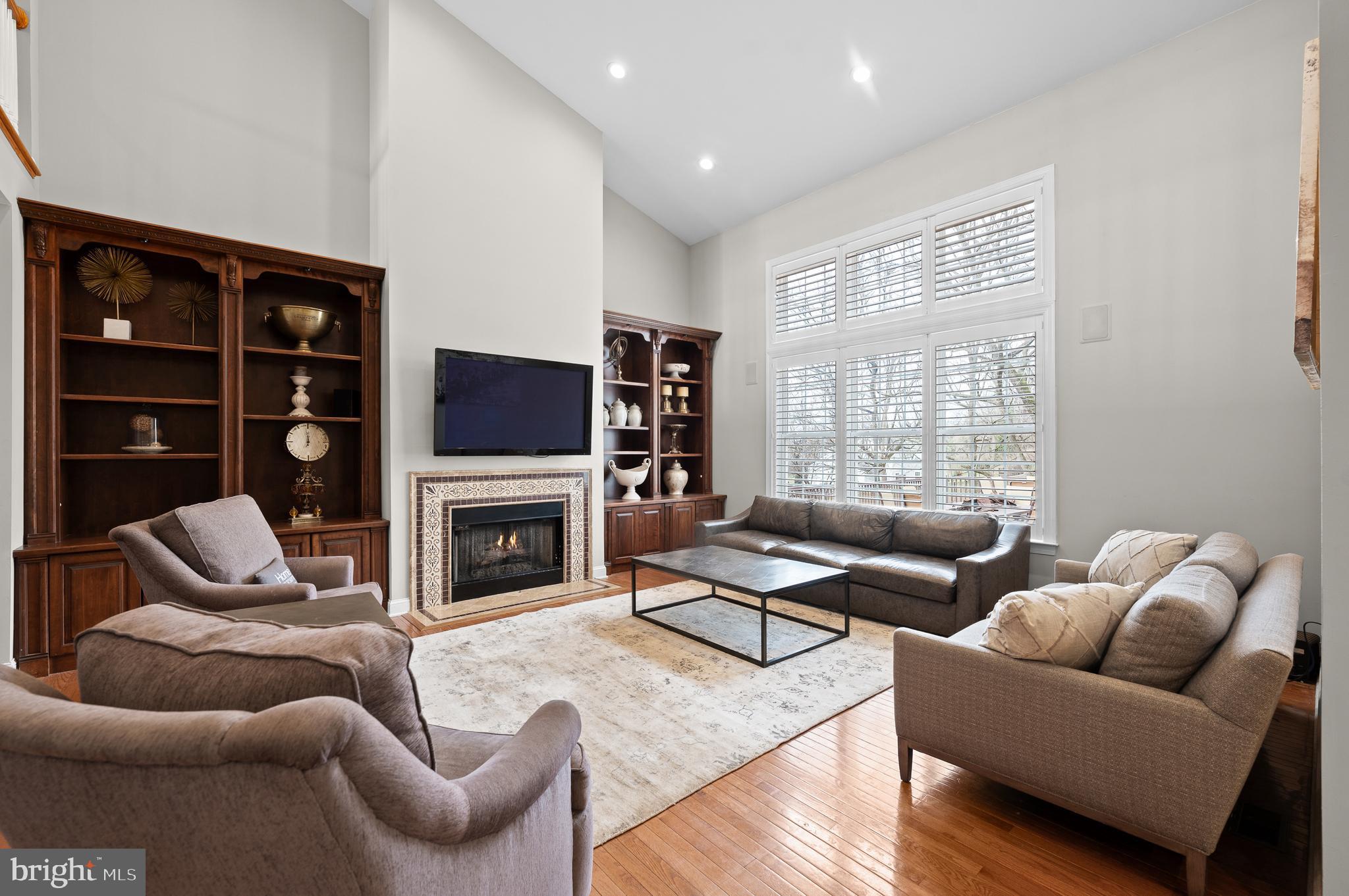 WAINWRIGHT AT WHIT - Residential