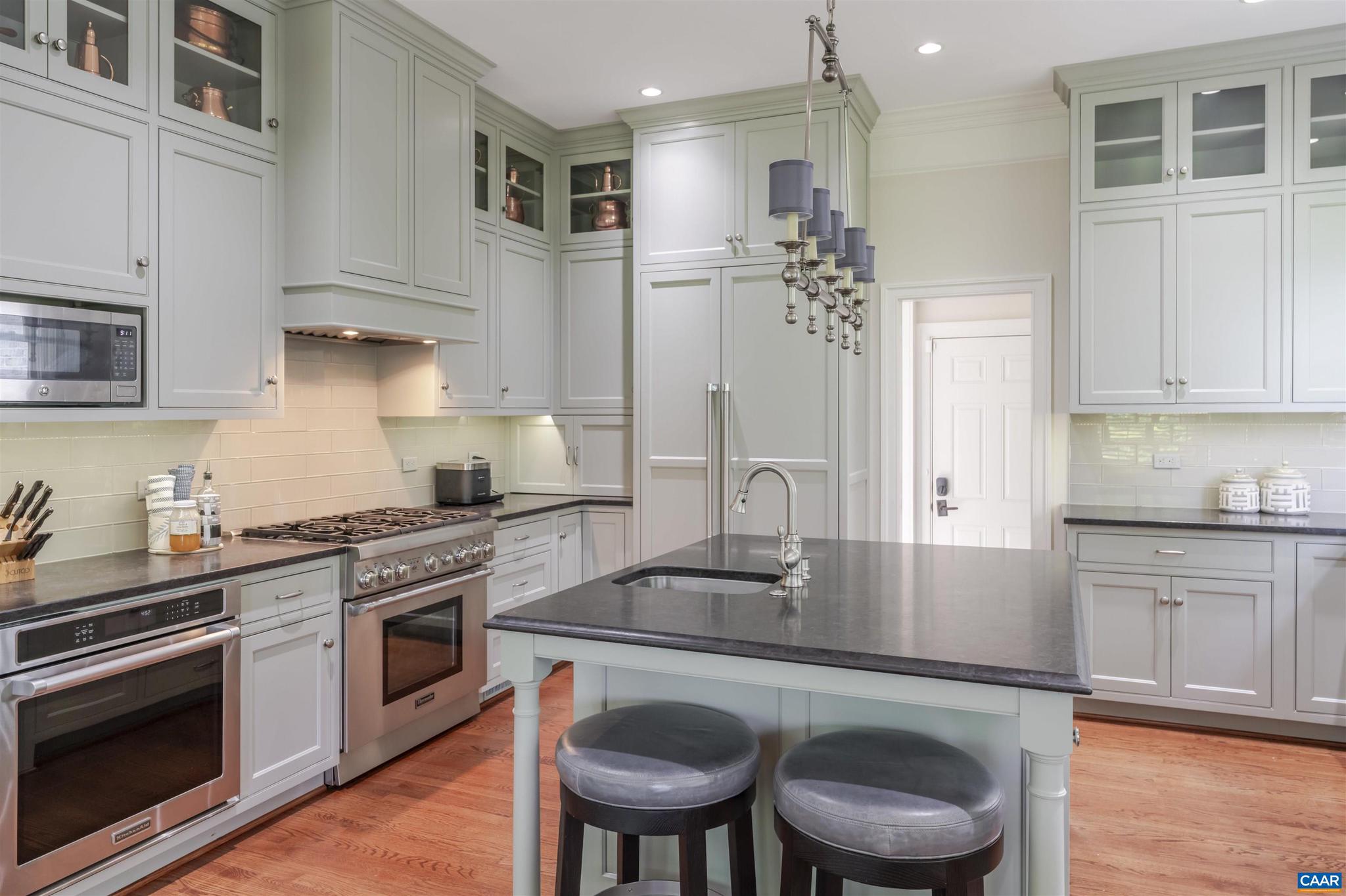 UNKNOWN - Residential Lease