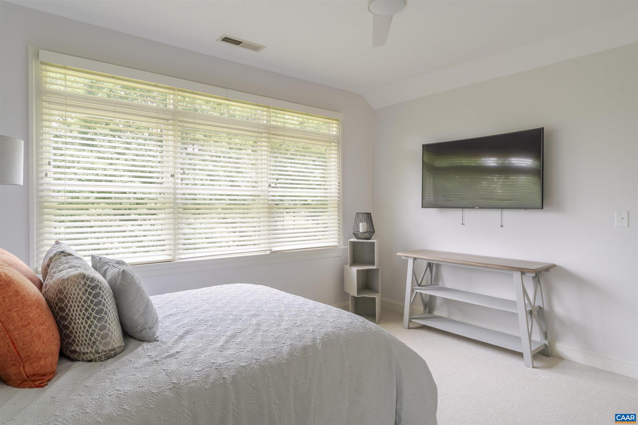 UNKNOWN - Residential Lease