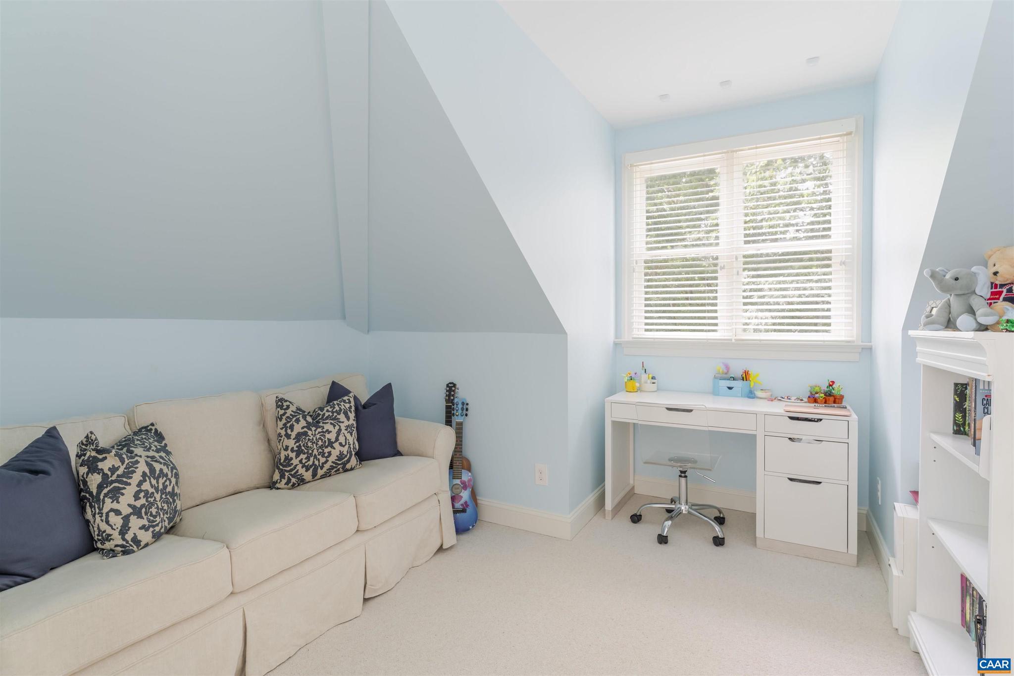 UNKNOWN - Residential Lease