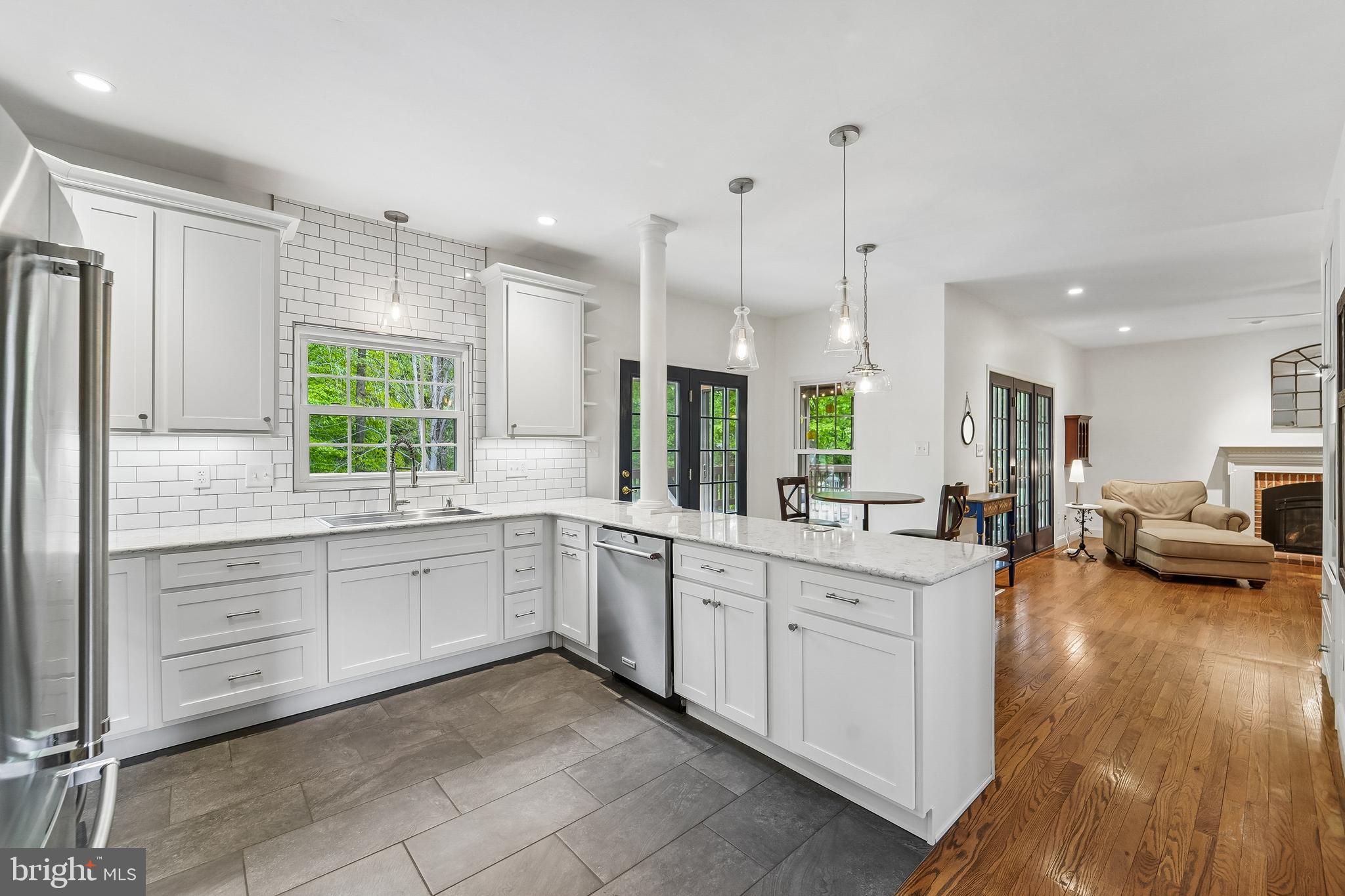 JAMES CREEK - Residential