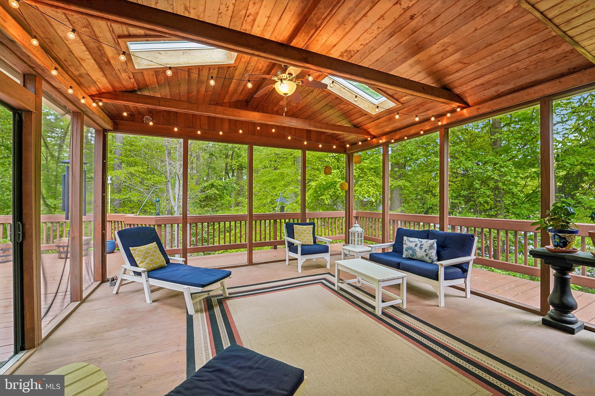 JAMES CREEK - Residential